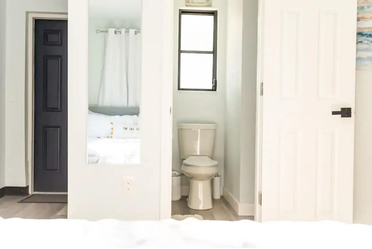 Traveler's Nook close to Venice Beach! 13