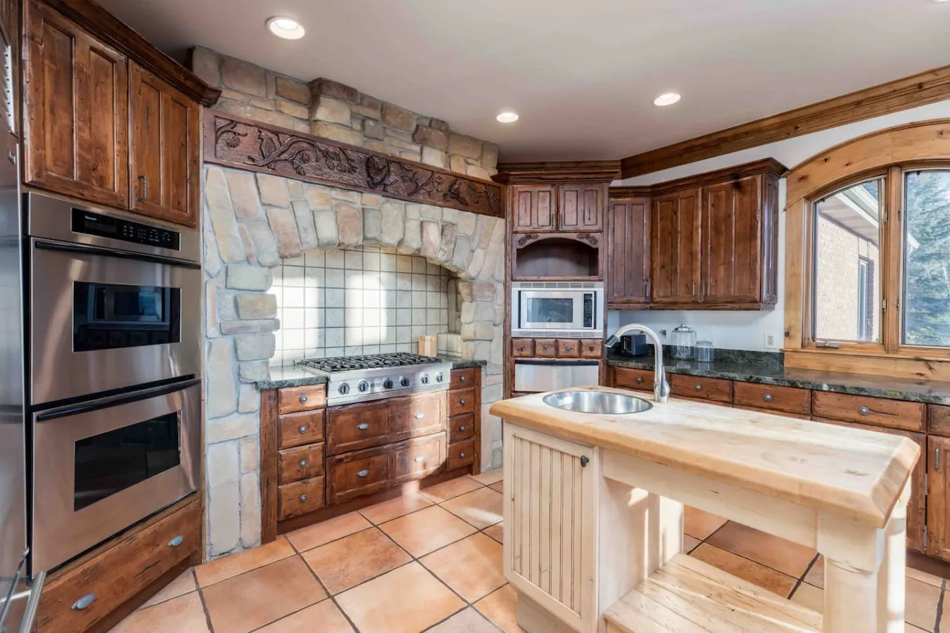 Farmington Oasis-Views, Space & Comfort 1.25 acres 19