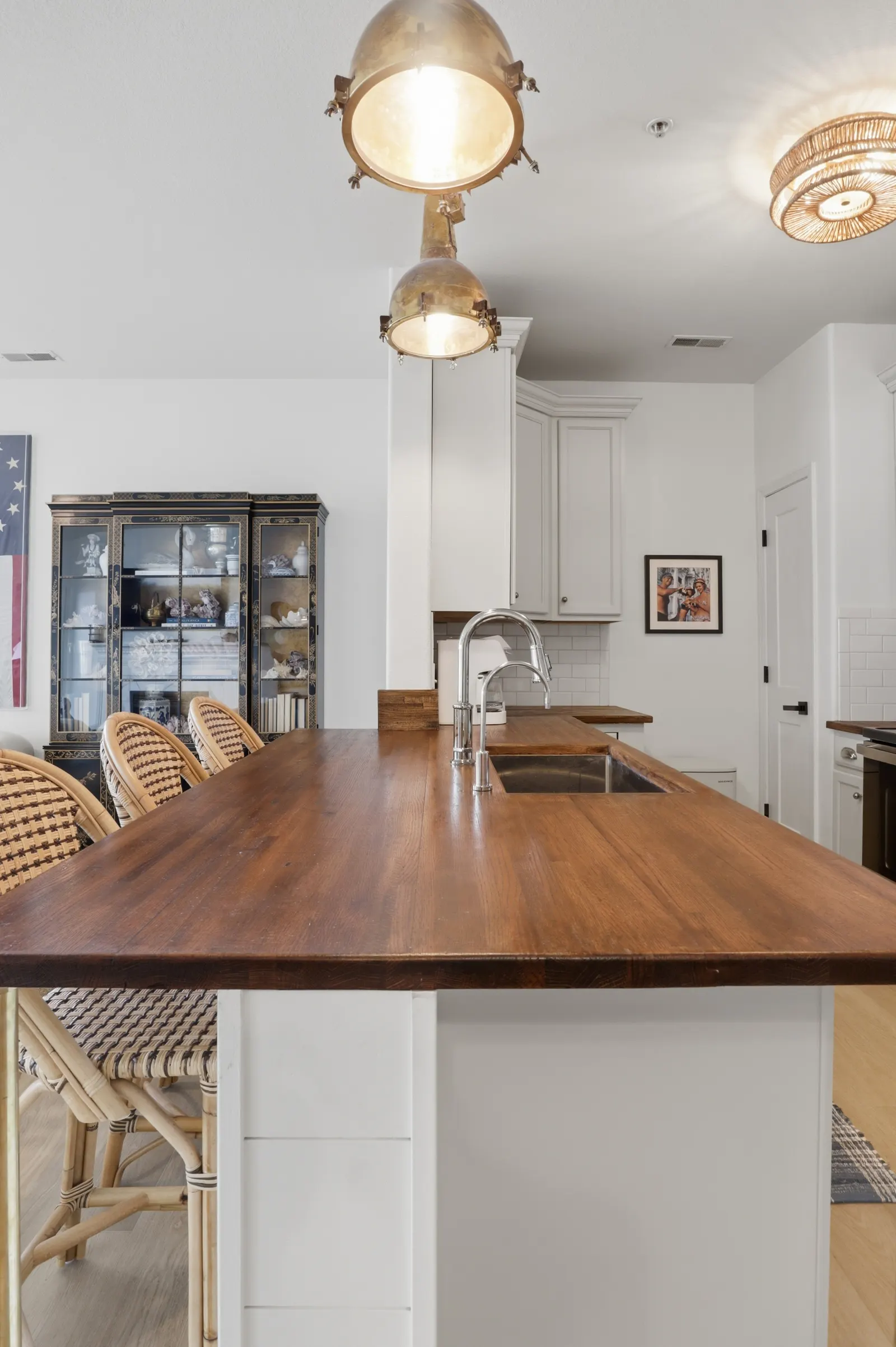 Lakefront Luxury Boat Slip + Screened Lanai 12