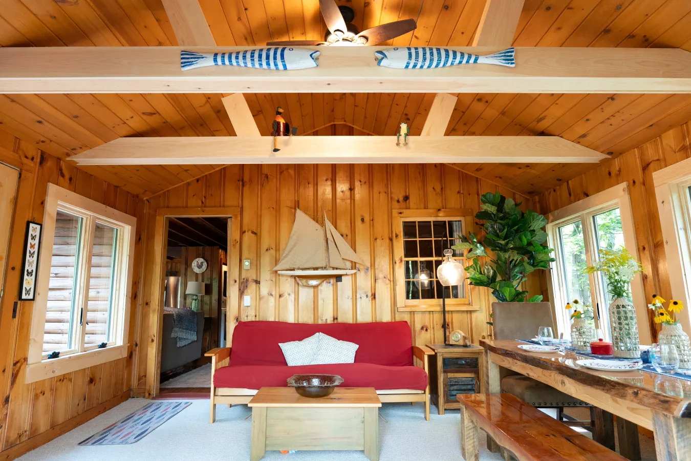 Lakeside Story - Log Cabin, Fire Pit, Beach! 3