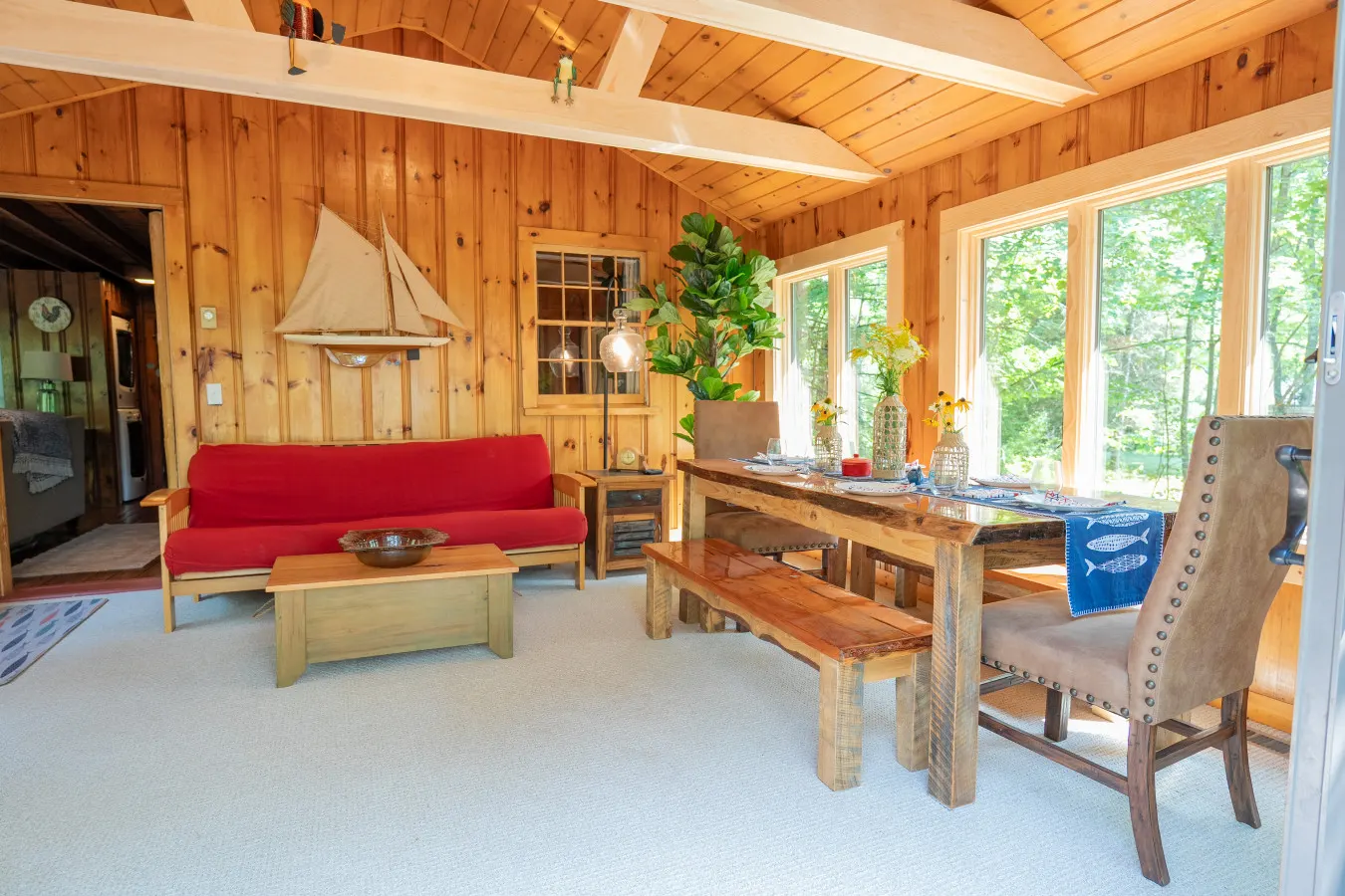 Lakeside Story - Log Cabin, Fire Pit, Beach! 5