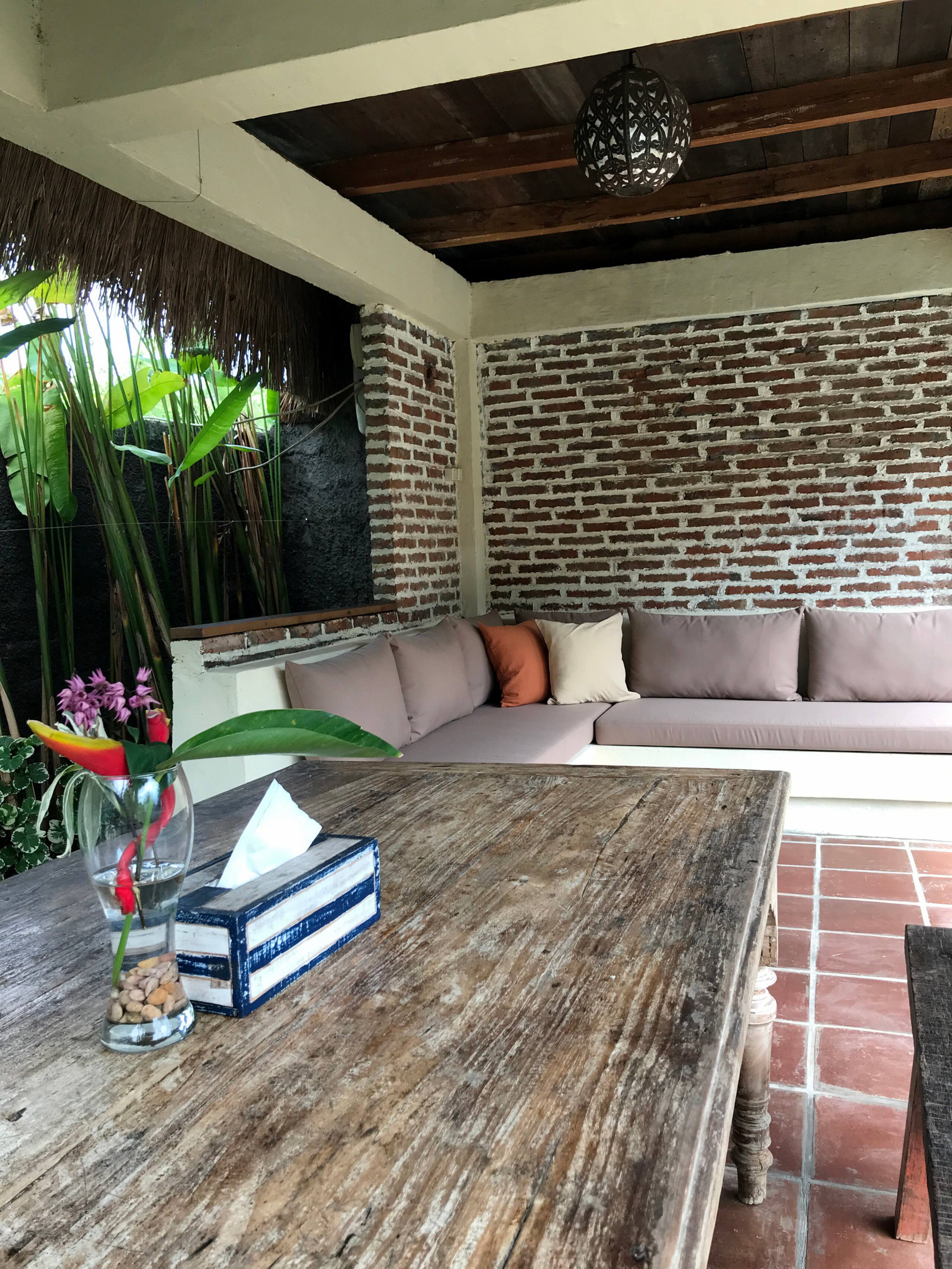 Airbnb: Vacation Rentals, Cabins, Beach Houses, Unique Homes & Experiences 7