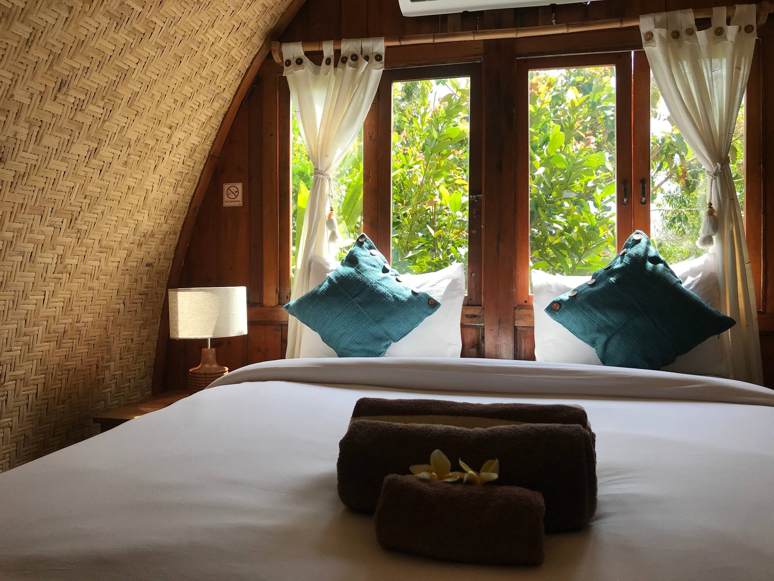 Airbnb: Vacation Rentals, Cabins, Beach Houses, Unique Homes & Experiences 36