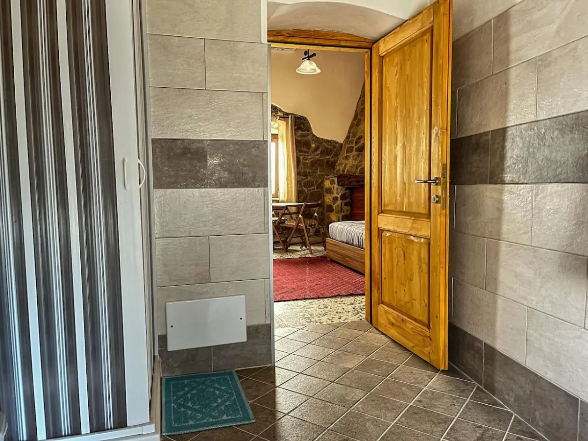 Favisi Rooms 16