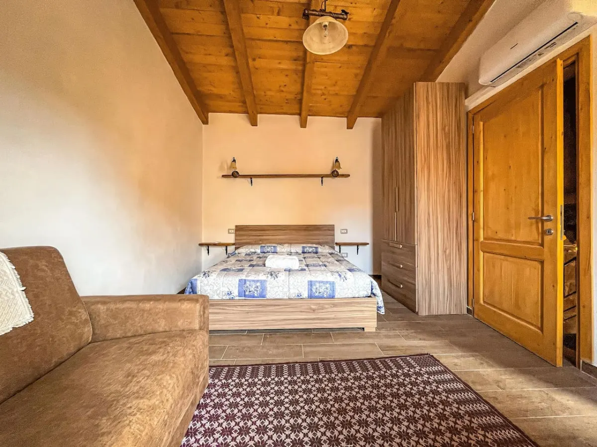 Favisi Rooms 18