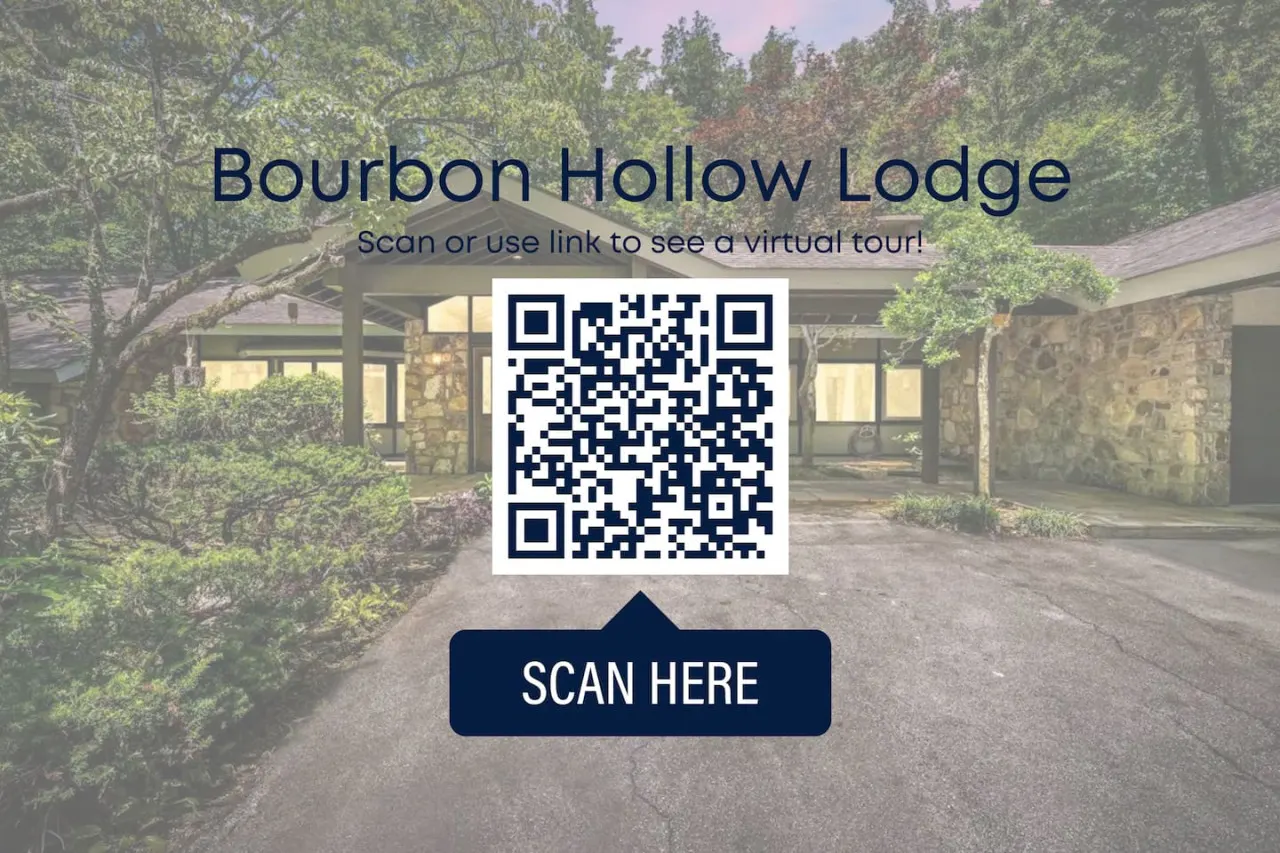 Bourbon Hollow Lodge ~ Grand Secluded Lodge with Heated Pool & Game Room 17