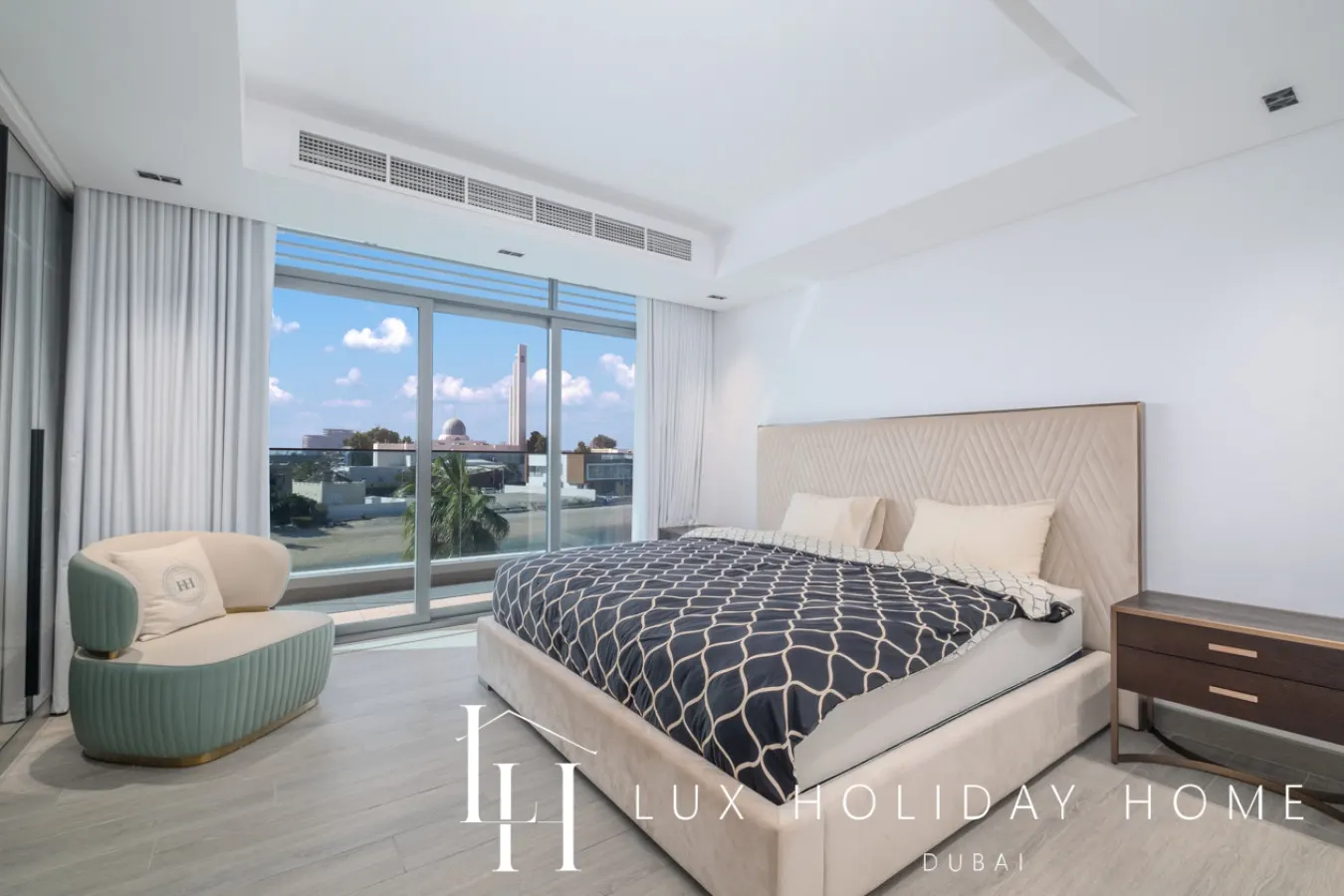 LUX The Custom Palm Island Mansion 3 9