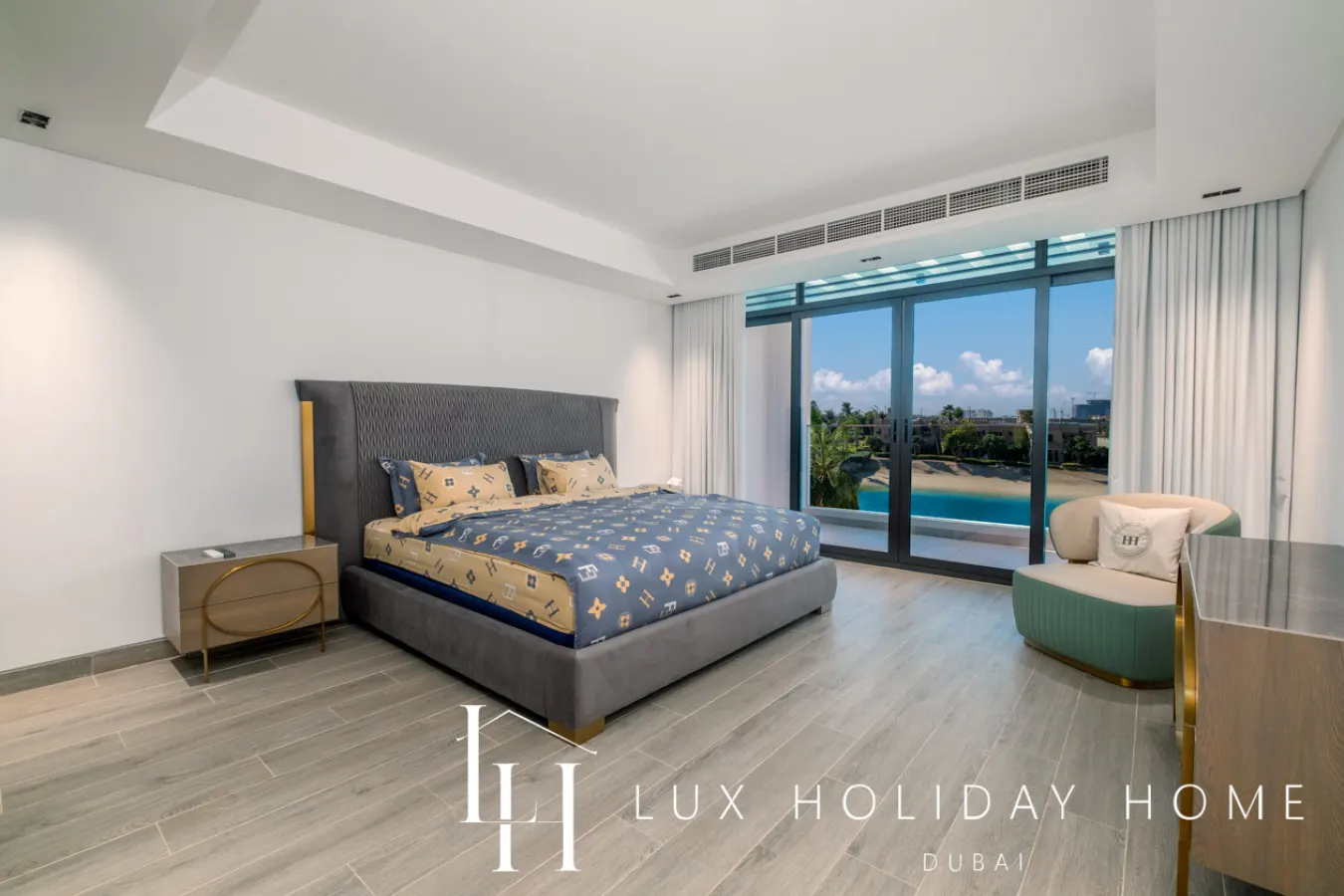 LUX The Custom Palm Island Mansion 3 7