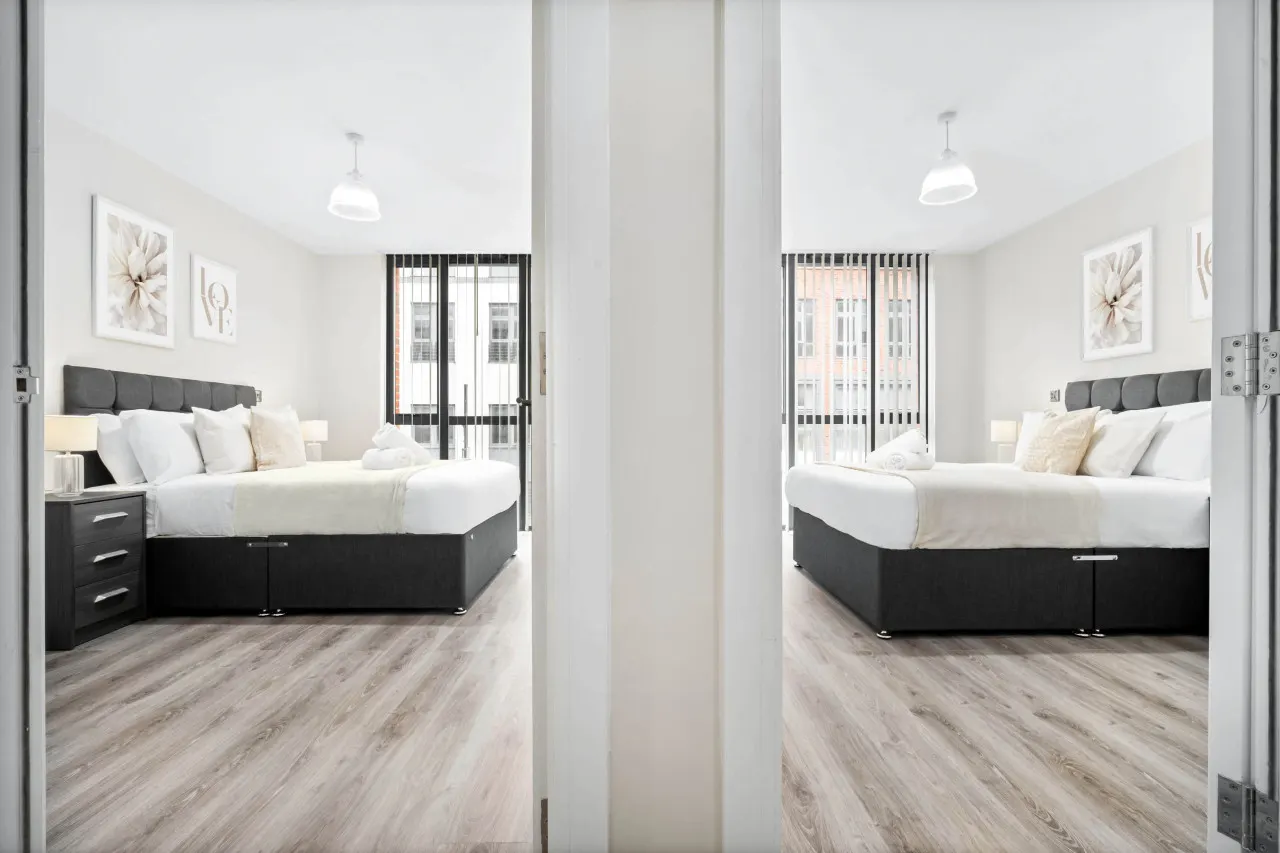 Stylish 2 Bed Apartment - Smart TV - WIFI - Jewellery Quarter 20