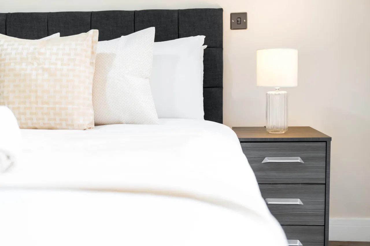 Stylish 2 Bed Apartment - Smart TV - WIFI - Jewellery Quarter 8