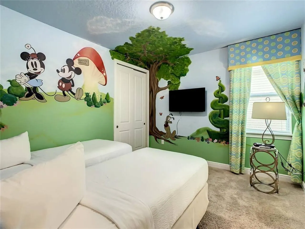 Encore Waterpark Access + FREE Pool Heat - Theater 6