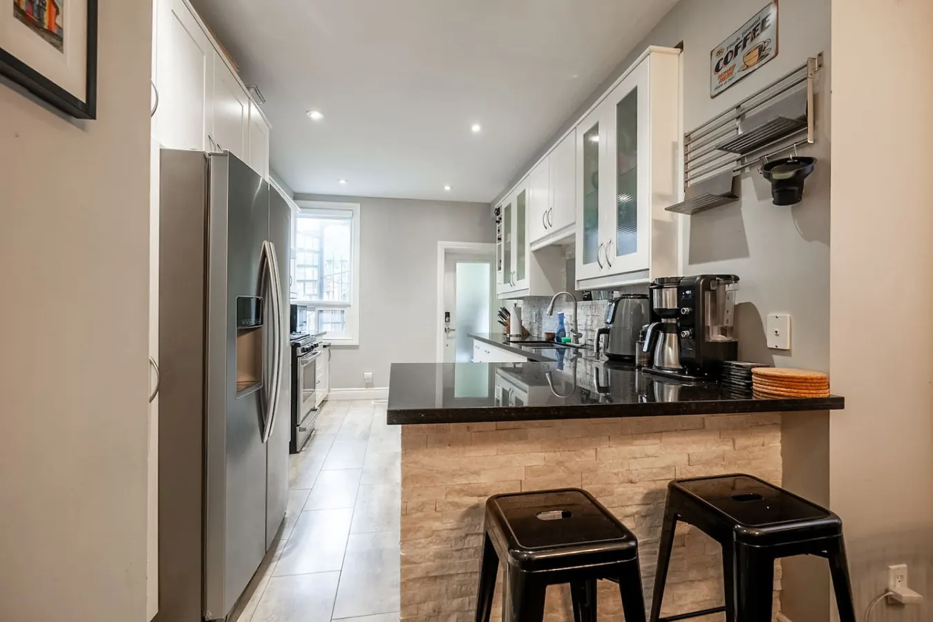Spacious 2BR Retreat Workspace Sleeps 6 3