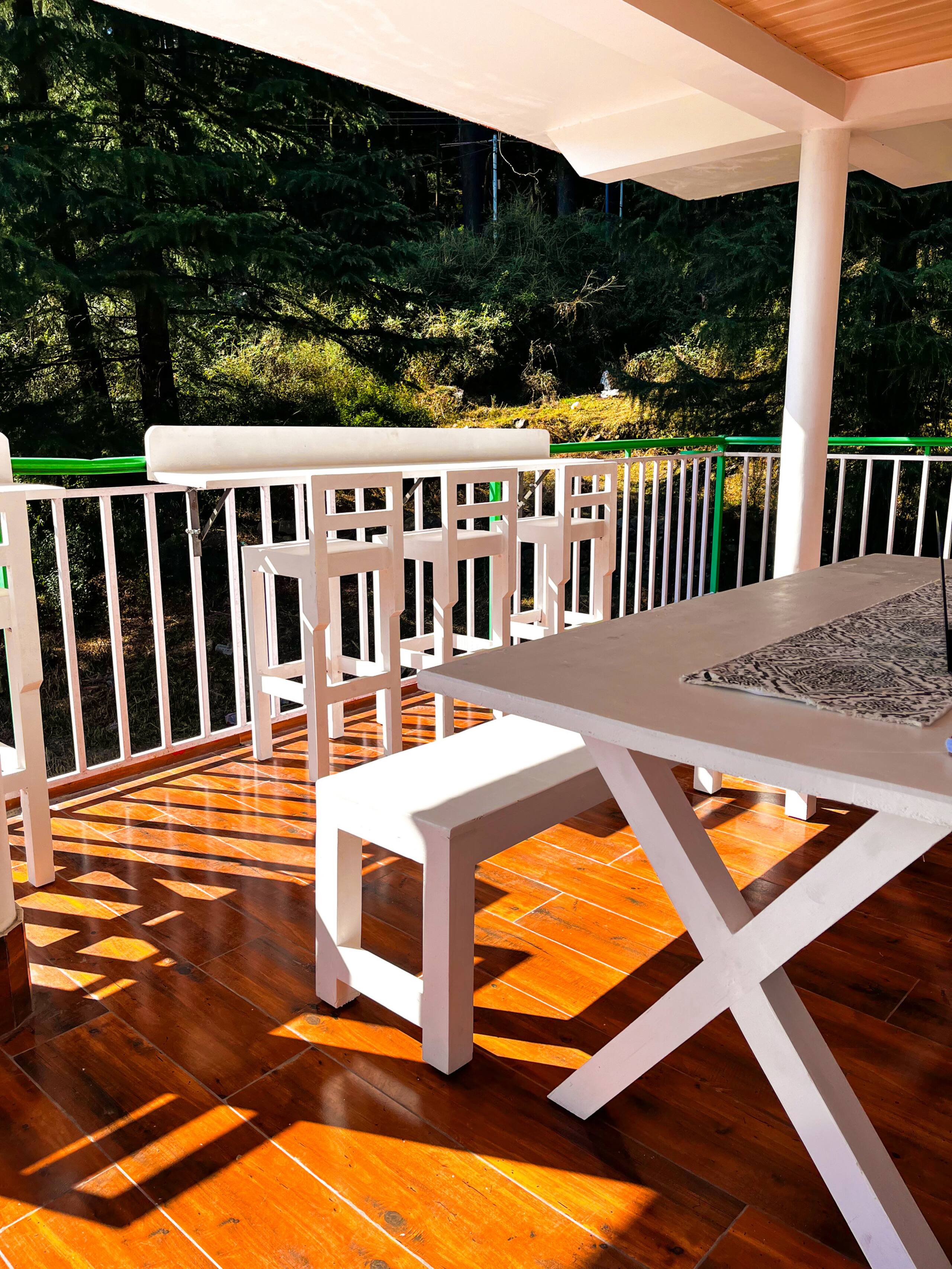 Studio Pine | Mountain View | Yutori Studios 14