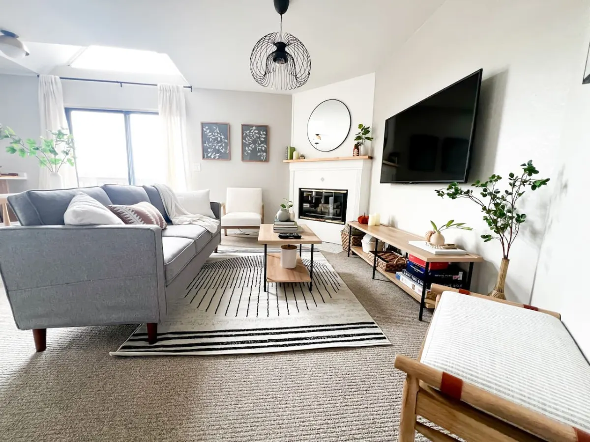 Beautiful 1bed/1bath Apartment 12