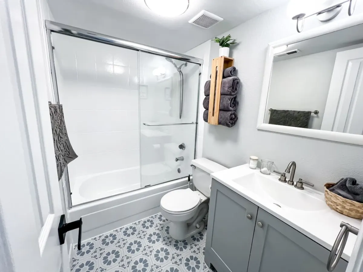 Beautiful 1bed/1bath Apartment — photo 4
