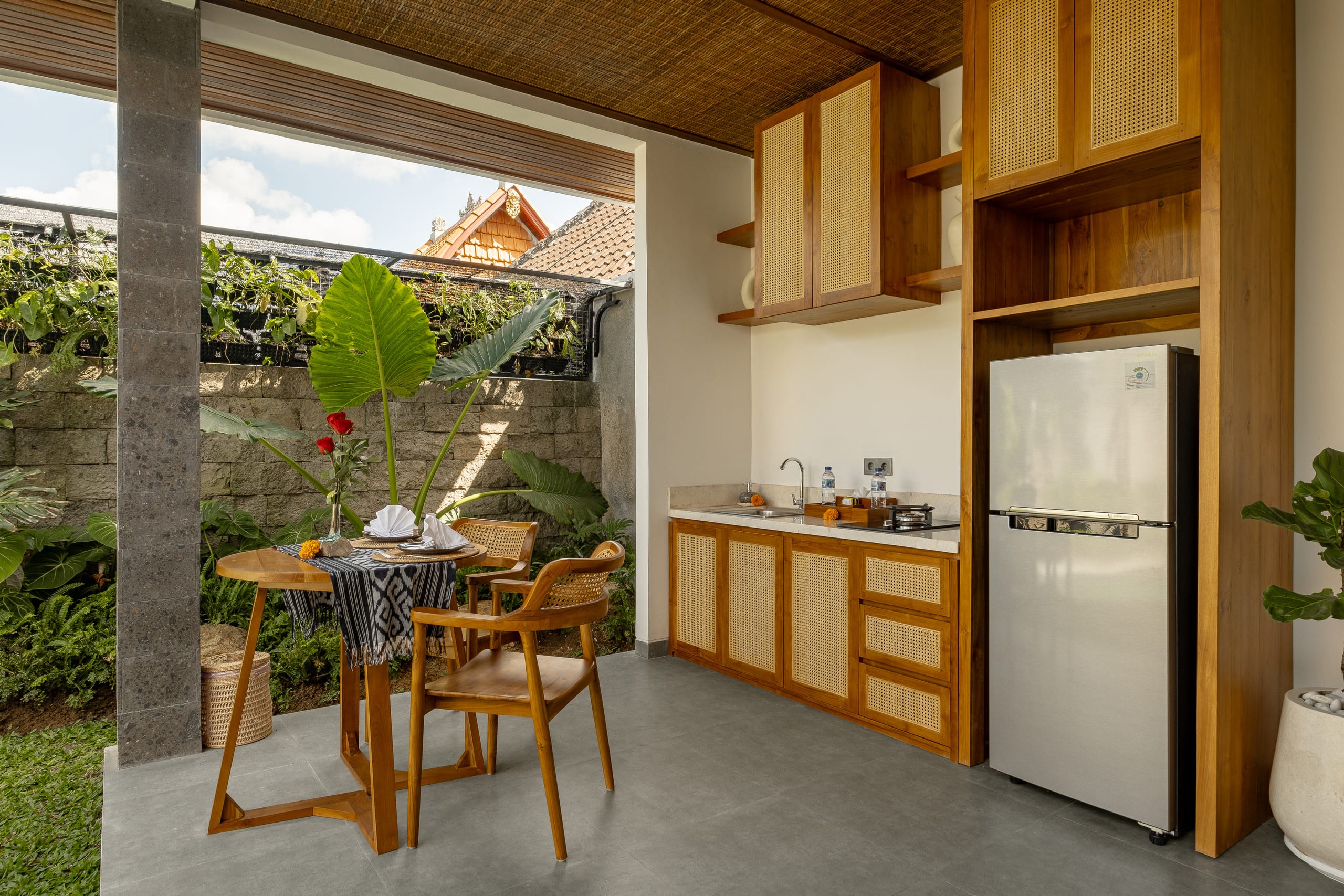 20% OFF - Private Romantic & Garden View 30