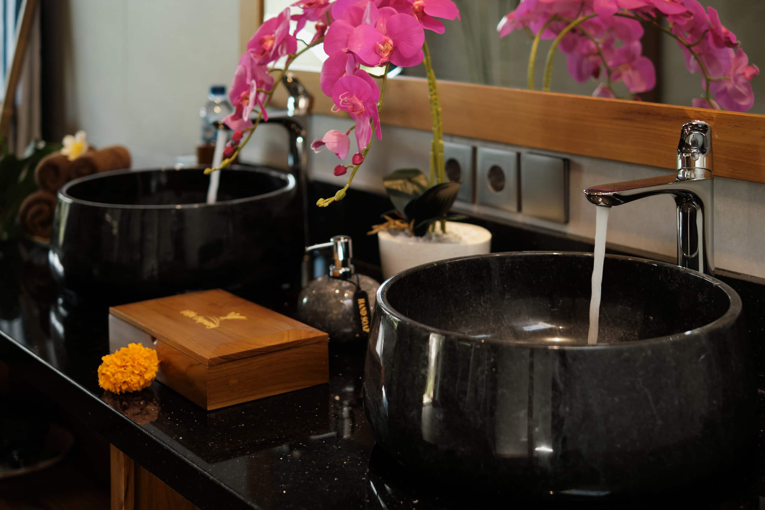 20% OFF - Private Romantic & Garden View 14