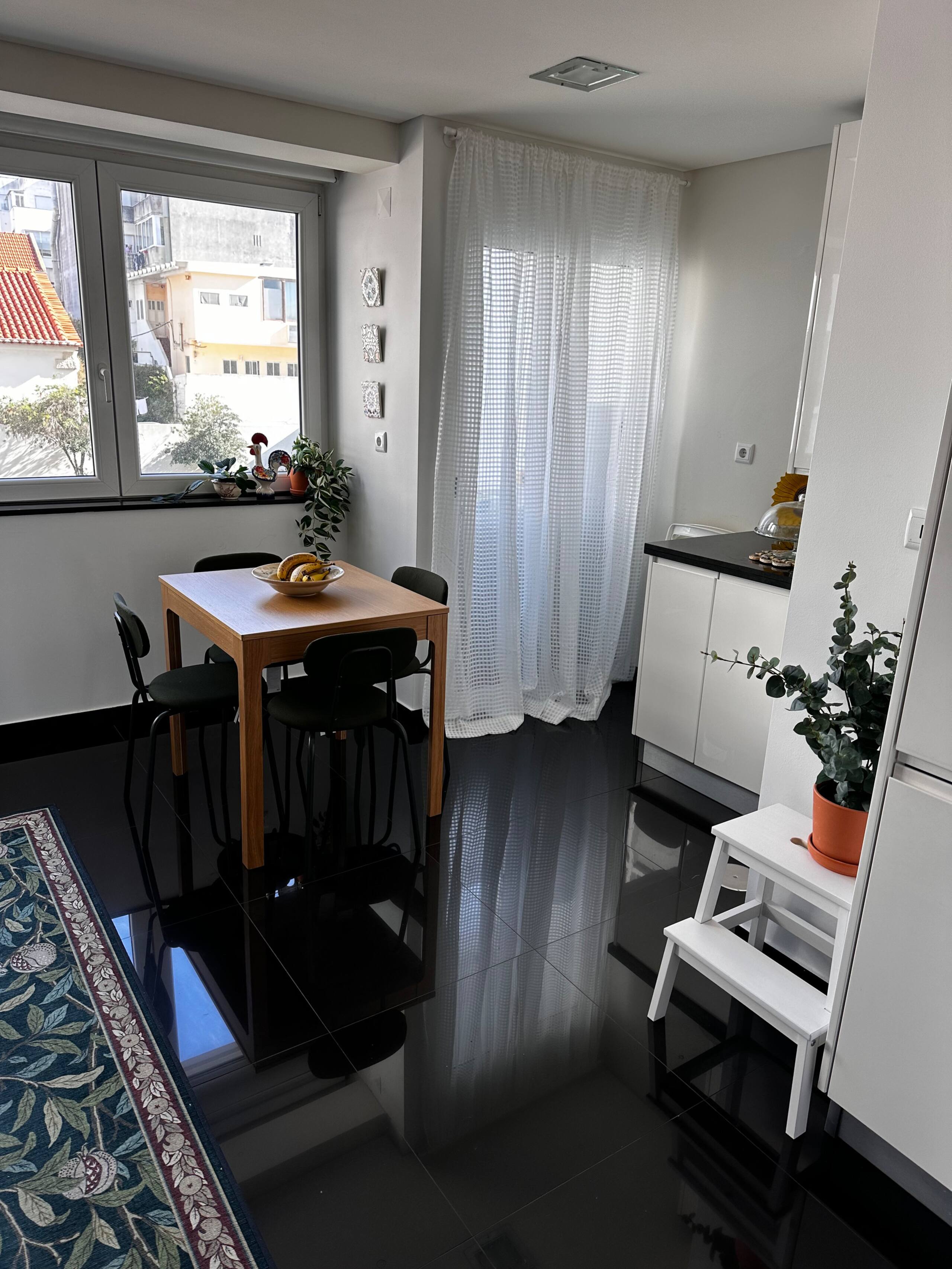 Caparica Beachfront Apt