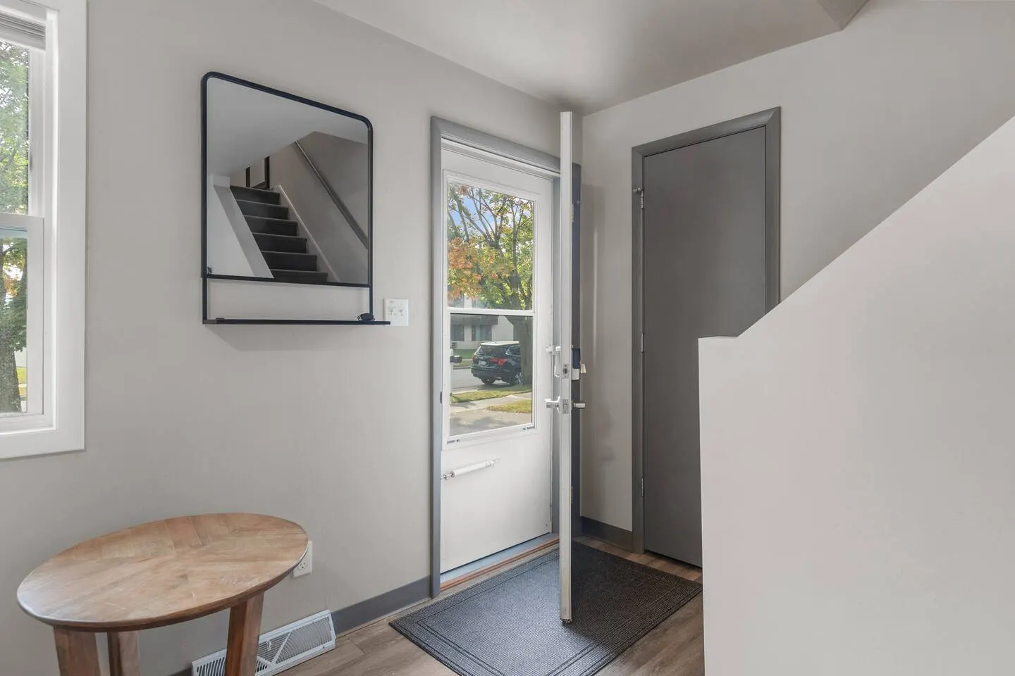 Appleton 2BR w/ Garage Fully Equipped 14