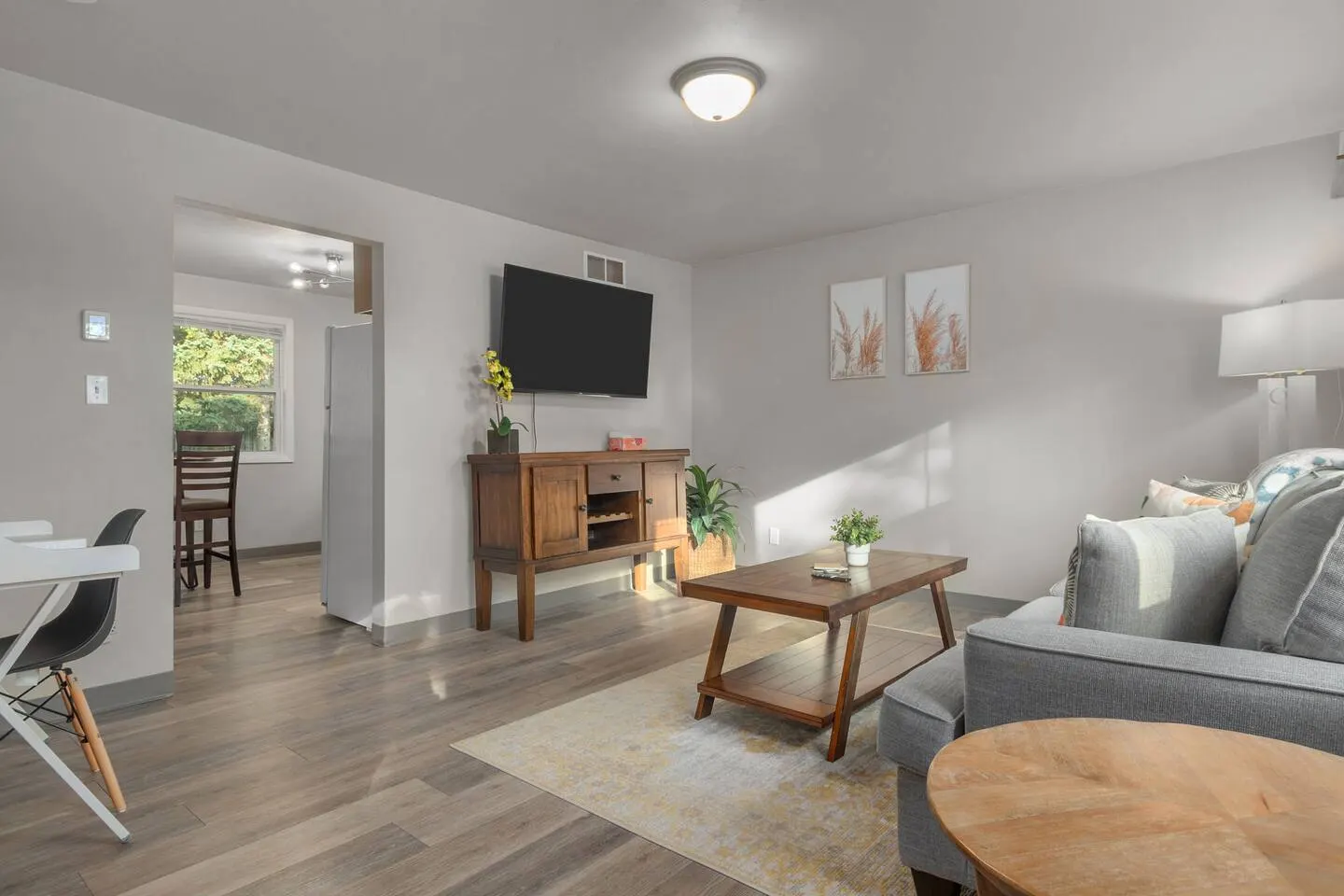 Appleton 2BR w/ Garage Fully Equipped 7