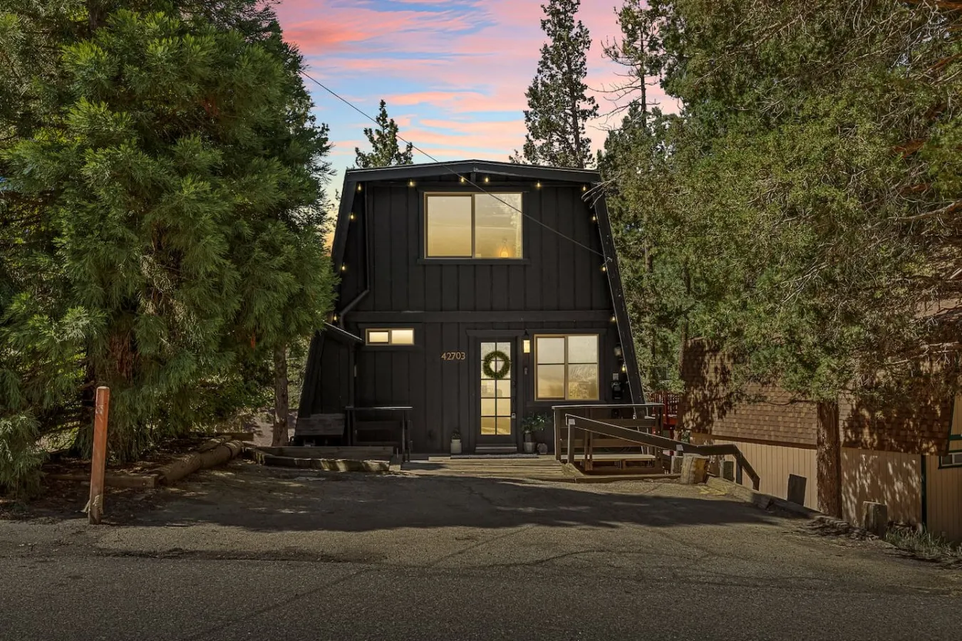 2BR Retreat: EV, Hot Tub, BBQ & Dog-Friendly — photo 2