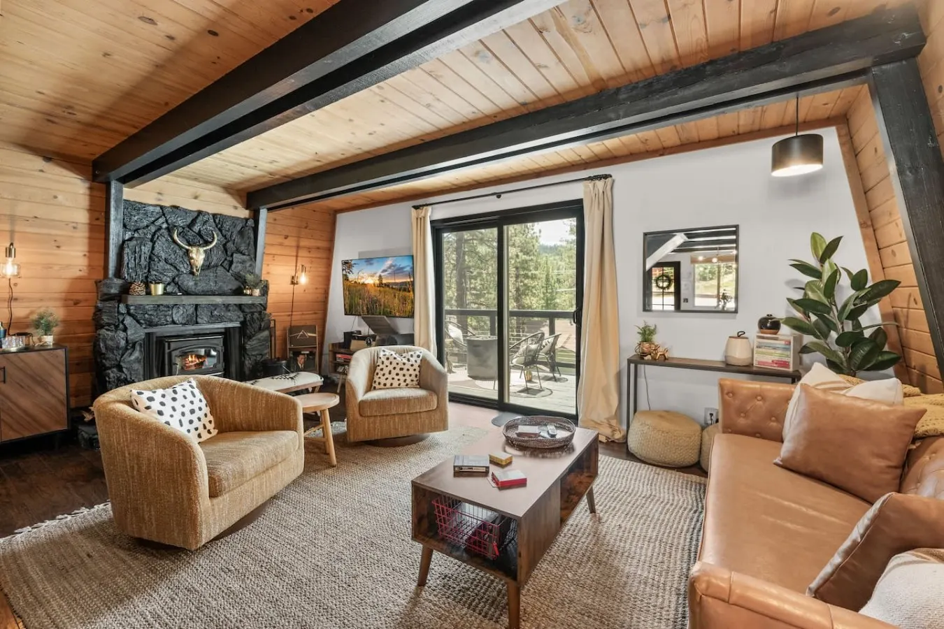 2BR Retreat: EV, Hot Tub, BBQ & Dog-Friendly 19
