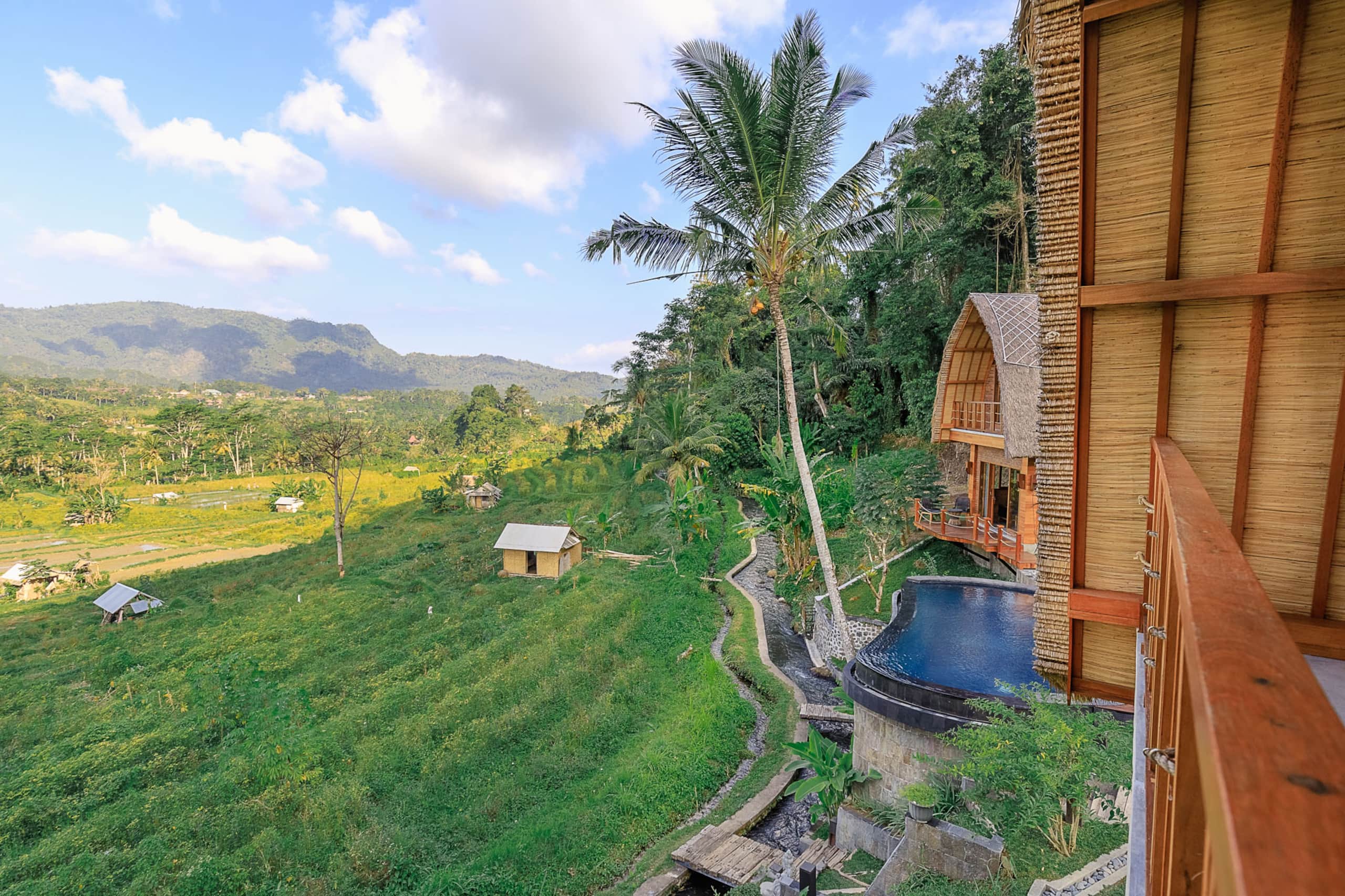Like living in a romantic Balinese painting 11