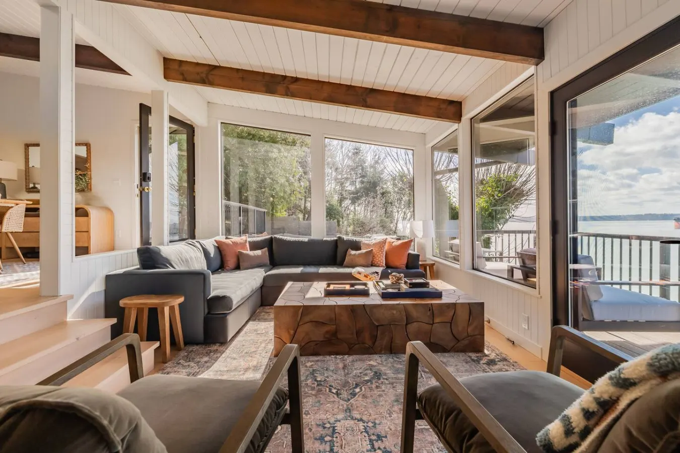 Manzanita Beach House 75ft Waterfront Views, Beach Access & Fire Pit 7