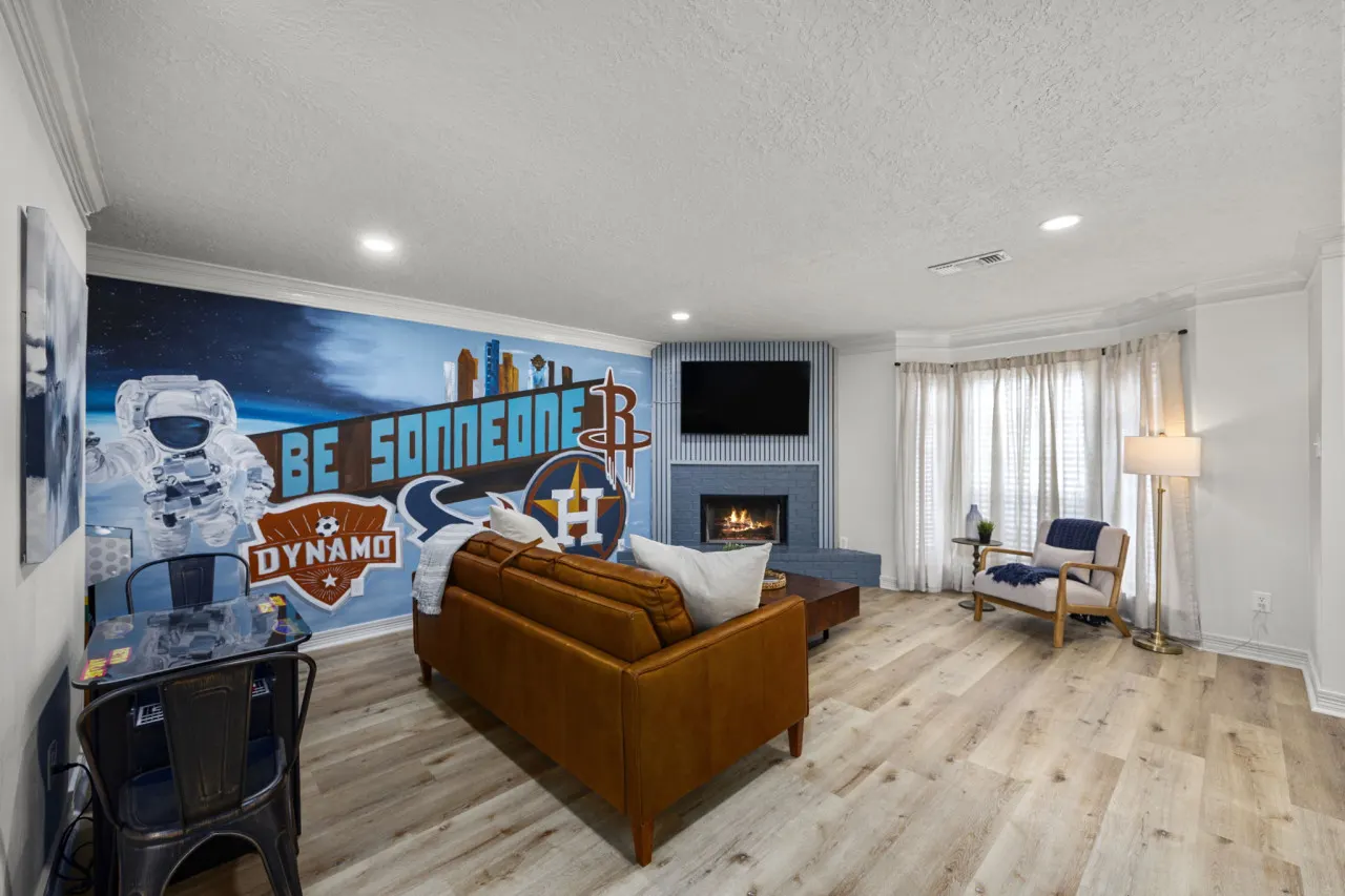 Montrose 2BR Townhome, Sleeps 9, Walk to Dining - Houston, TX