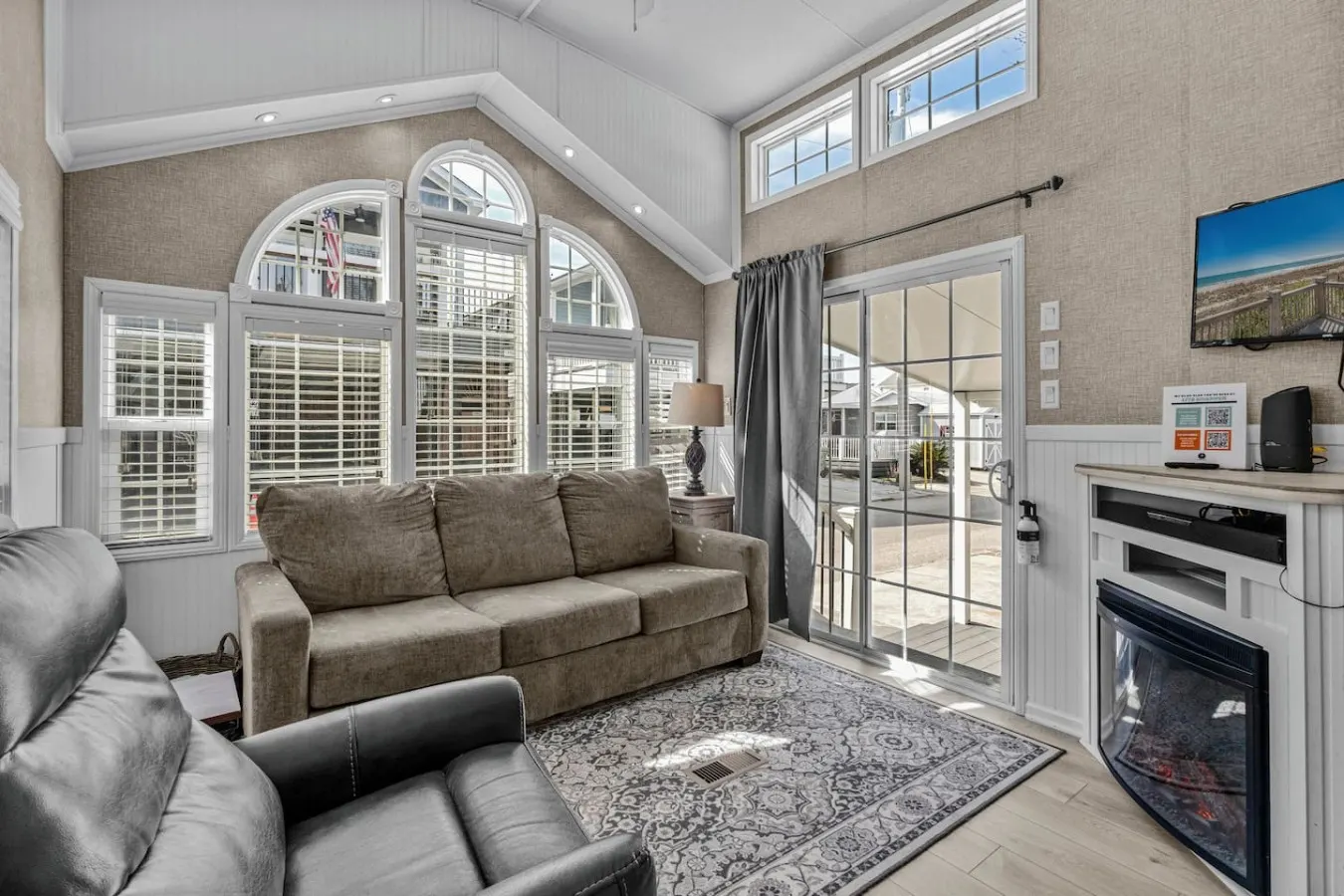 Ocean Lakes Getaway | Beach Access & Outdoor TV