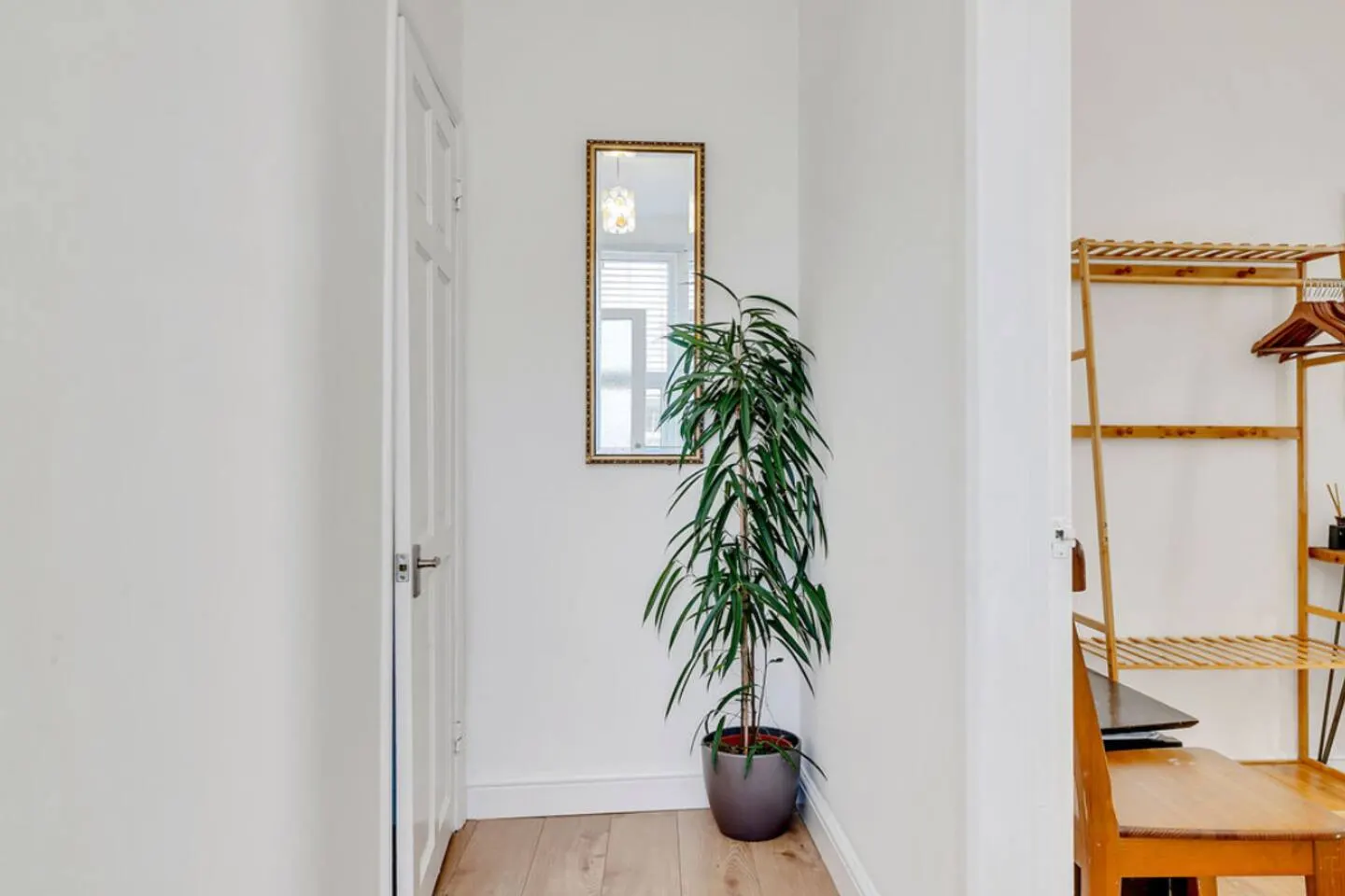 Serviced Apartment London perfect for contractors 16