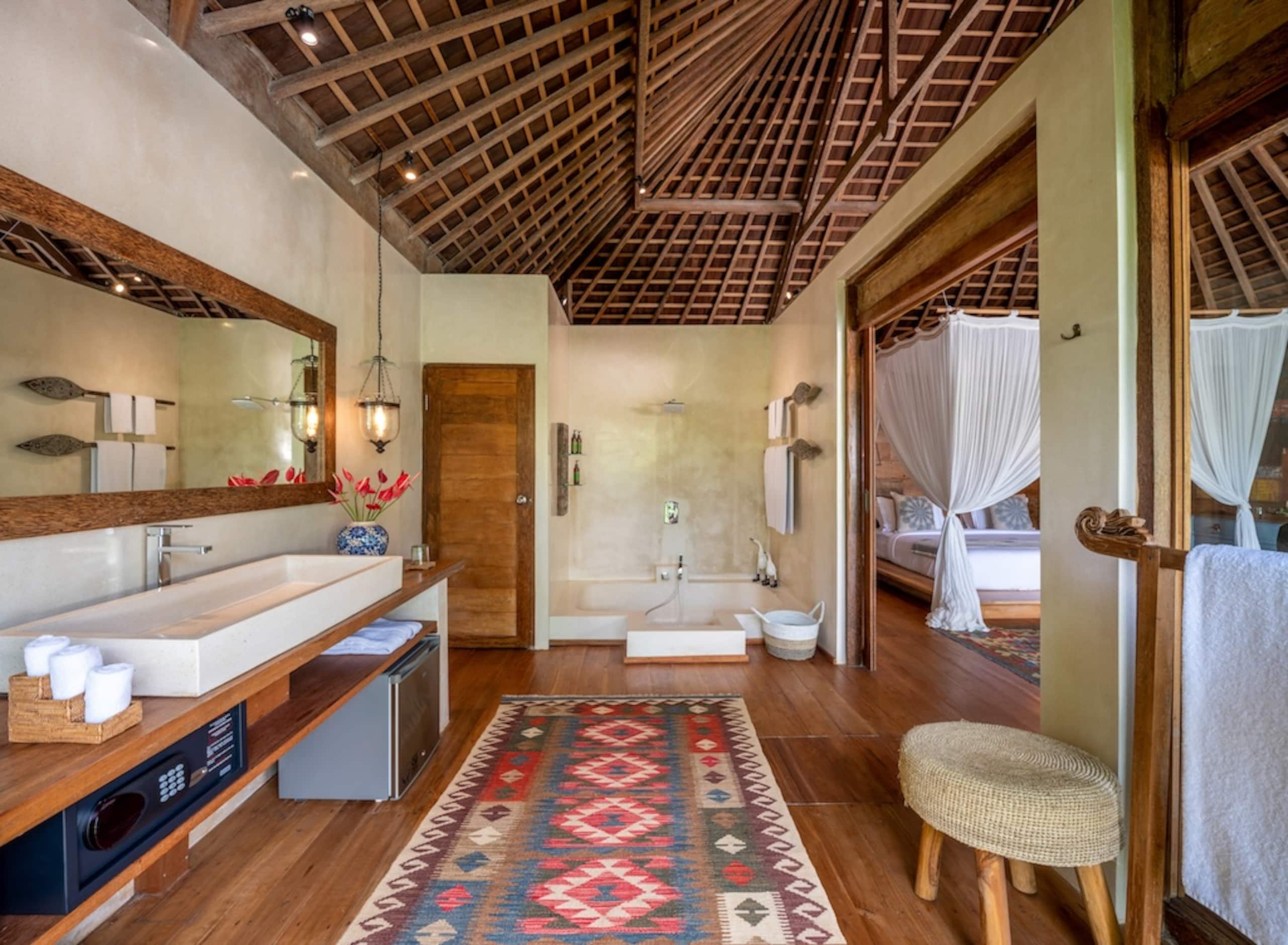 Nag Shampa: 8 Bedrooms, 5 Pools, Chef, Yoga, Spa 37