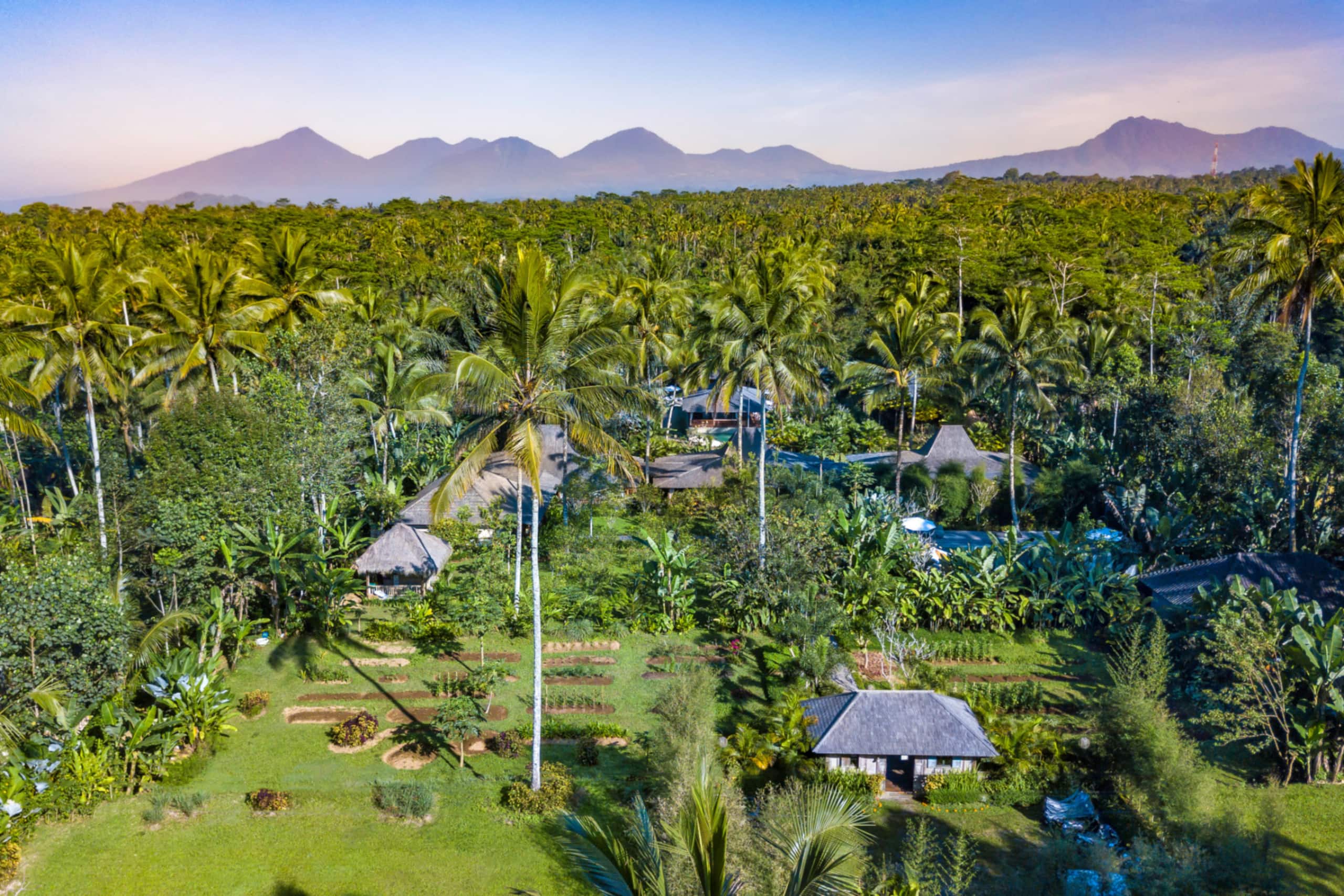 Nag Shampa: 8 Bedrooms, 5 Pools, Chef, Yoga, Spa 29