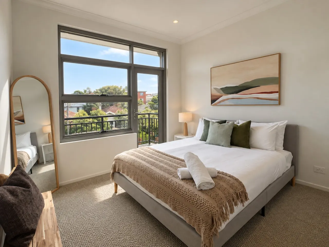 Sea Breeze Vaucluse - A Contemporary Top Floor Retreat 8