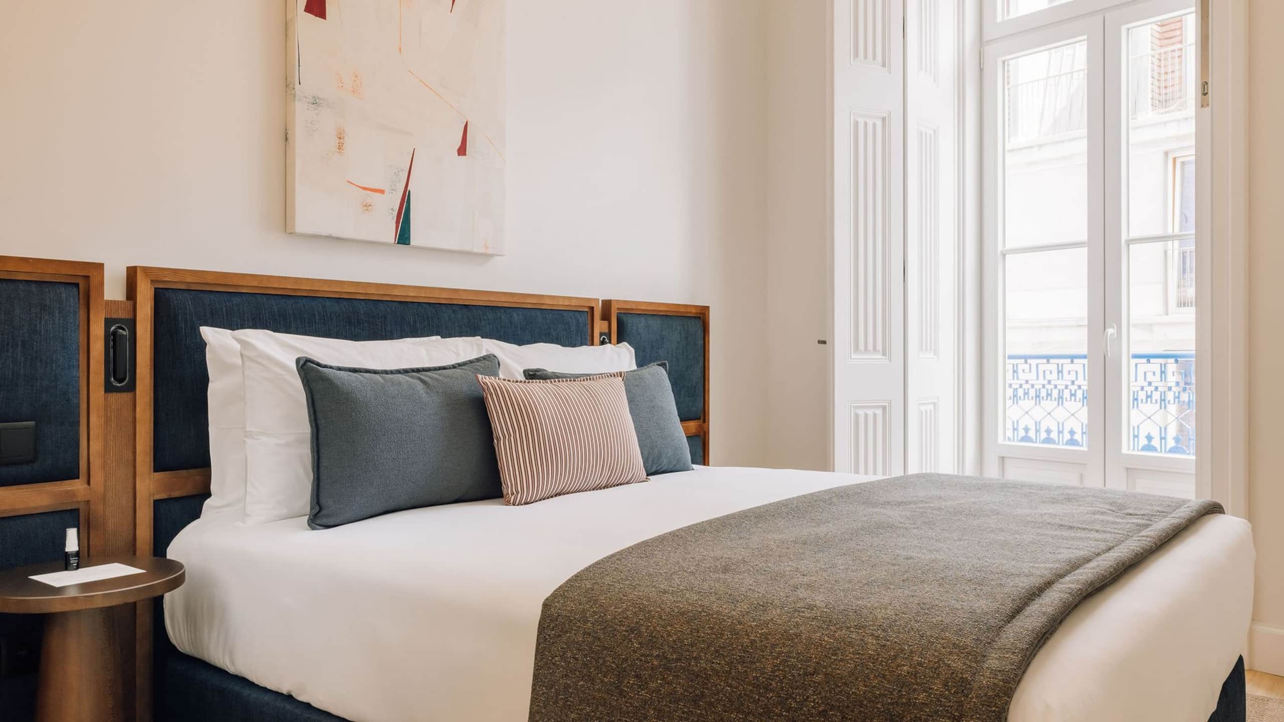 Luxury 3 Bedroom Flat by Ando - Premium Location 22