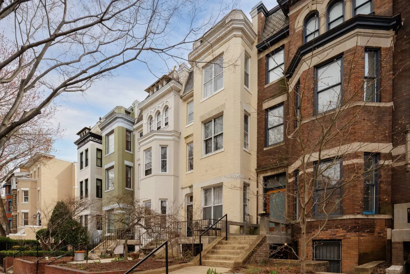 Perfect Location in Adams Morgan & Authentic Charm 7
