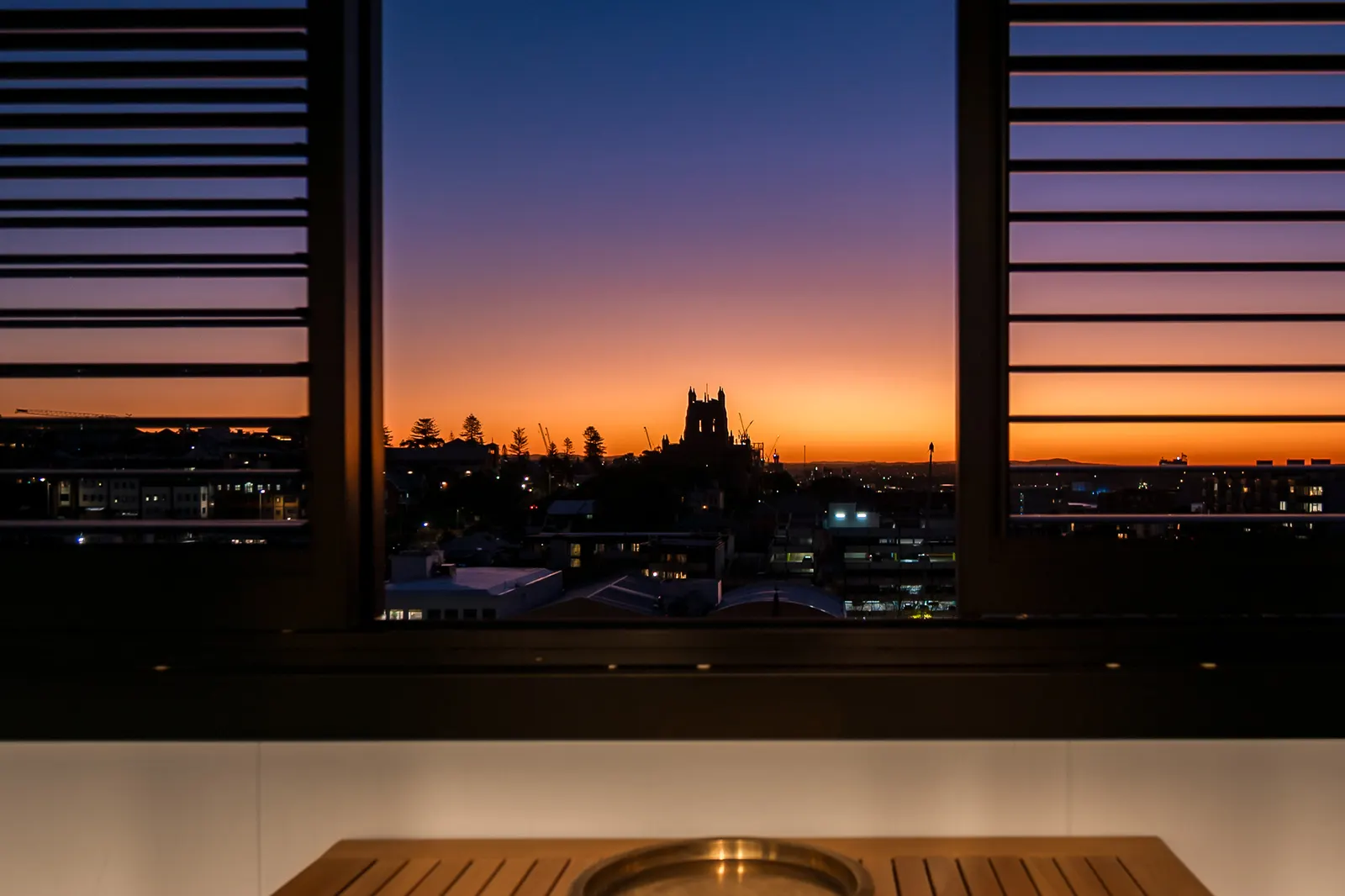 Dusk Harbour & City Views Secure Parking 9