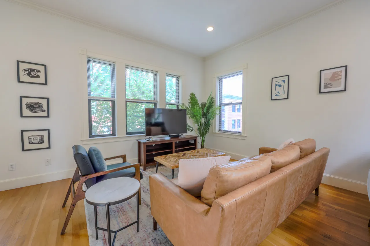 Private Roofdeck | Fenway Kenmore | Keyless Entry