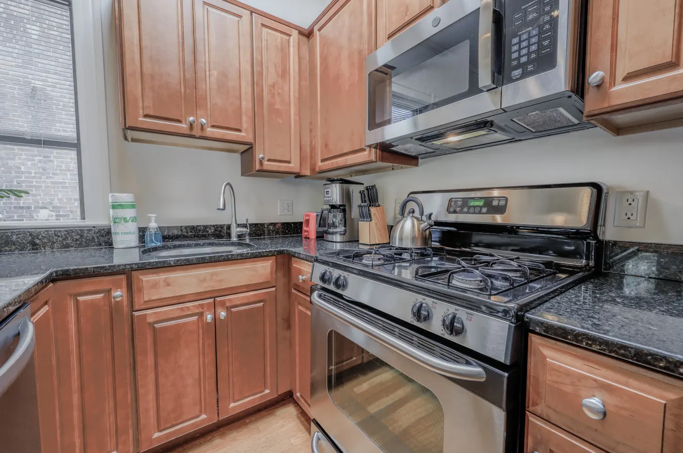 Private Roofdeck | Fenway Kenmore | Keyless Entry — photo 5