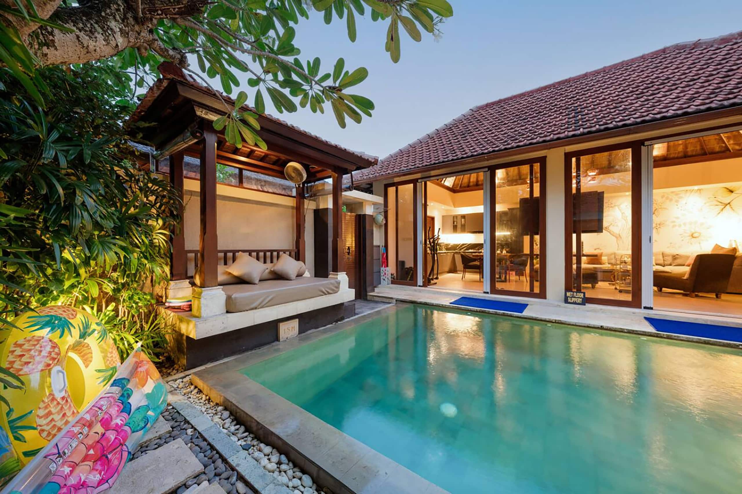Ultra Deluxe Spa Villa, 5 min Beach, Seminyak