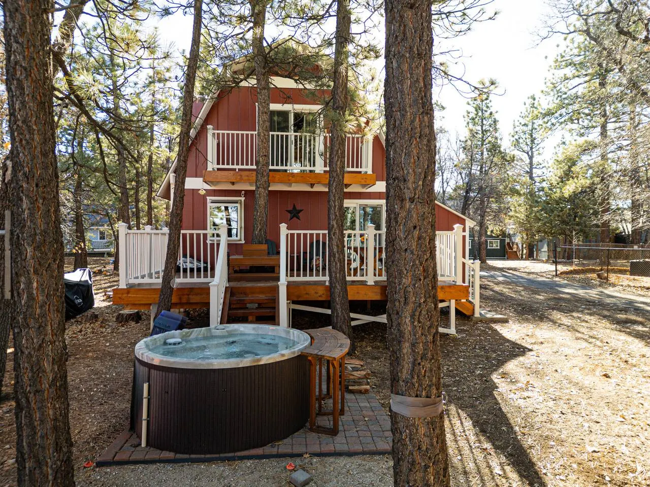 Taylor Ski Barn Near Bear Mtn, Games & Hot Tub