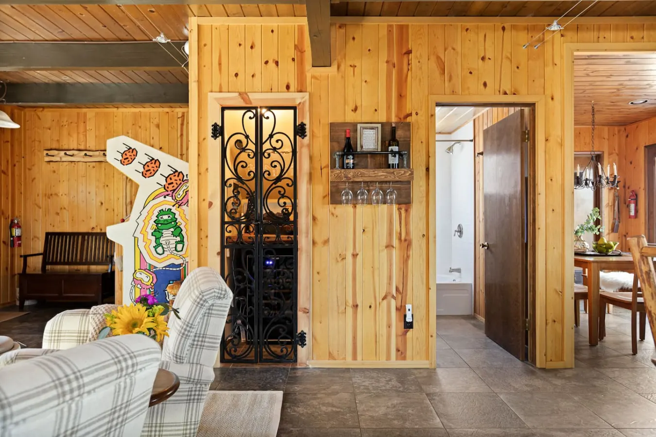 Taylor Ski Barn Near Bear Mtn, Games & Hot Tub 15