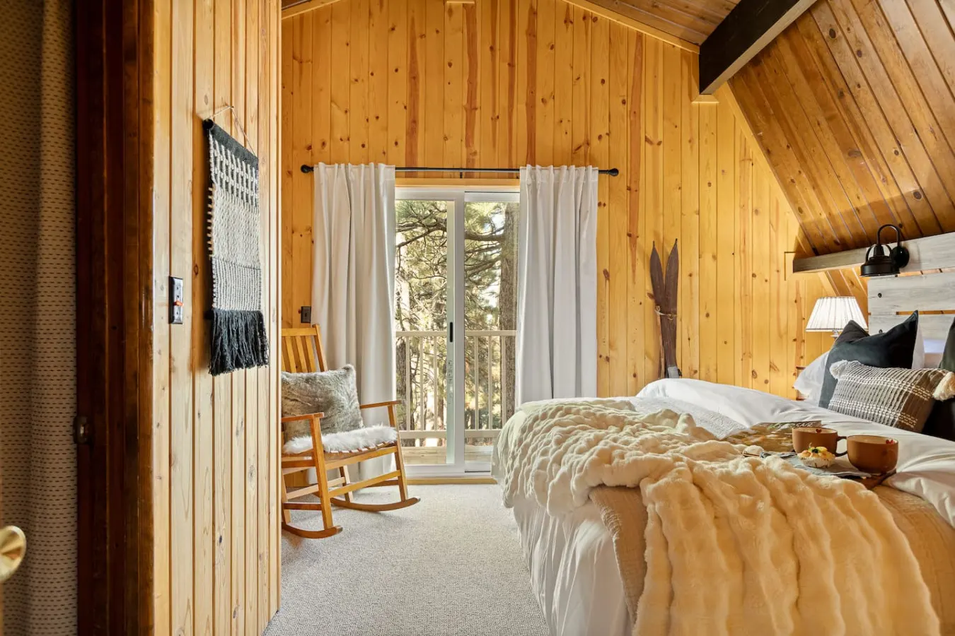 Taylor Ski Barn Near Bear Mtn, Games & Hot Tub 19
