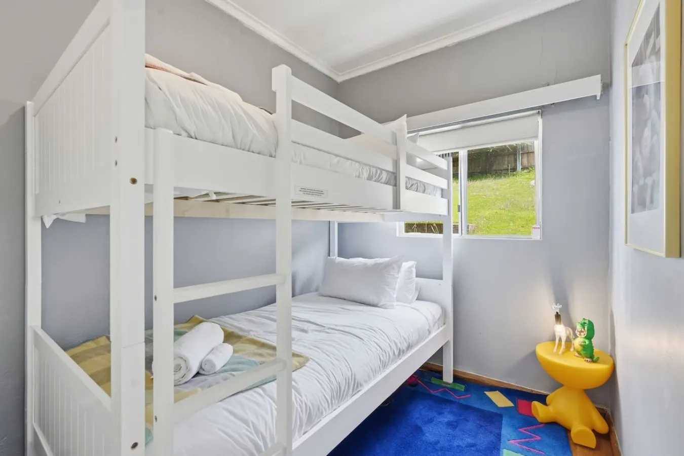 Taroona 4-Bed Home, River Views & Rooftop Deck 17