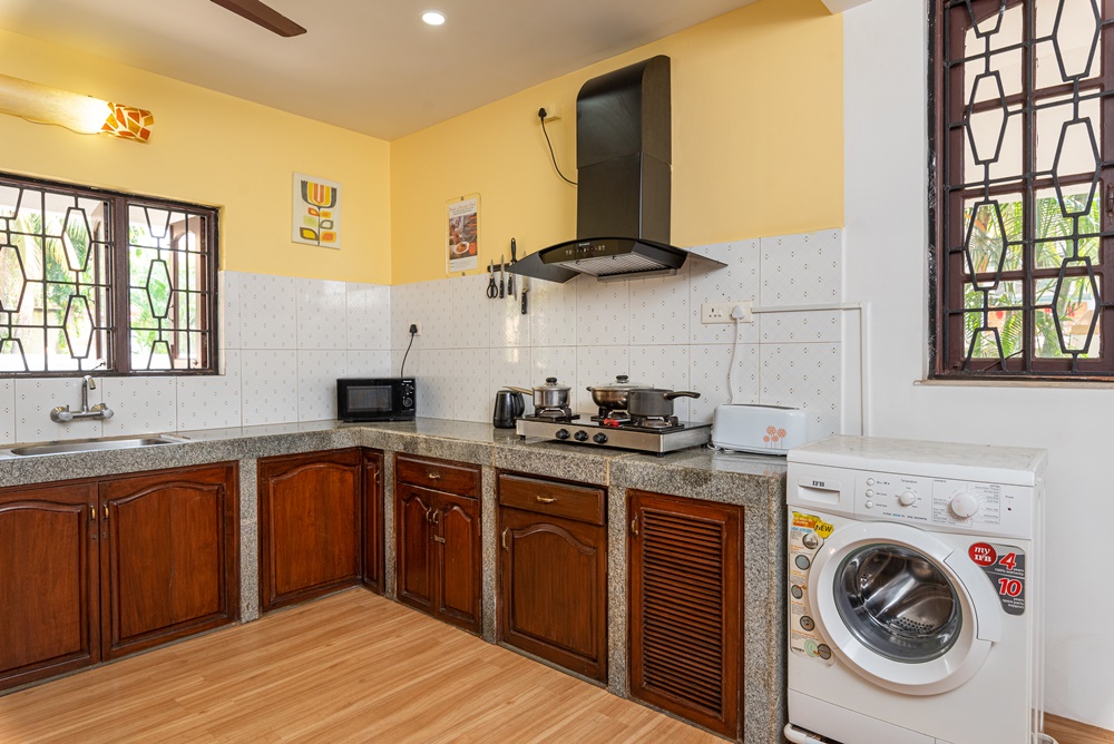 Top-Rated 1BHK w/ Pvt Kitchen & Hall at Calangute 17