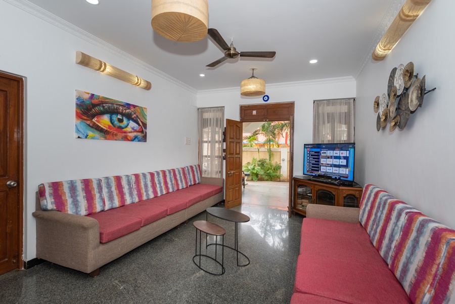 Top-Rated 1BHK w/ Pvt Kitchen & Hall at Calangute 9