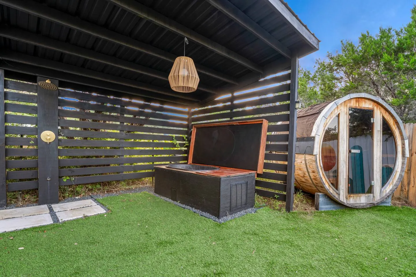 Glamping in Dome: Hot Tub, Sauna, Gym, Cold Plunge 19
