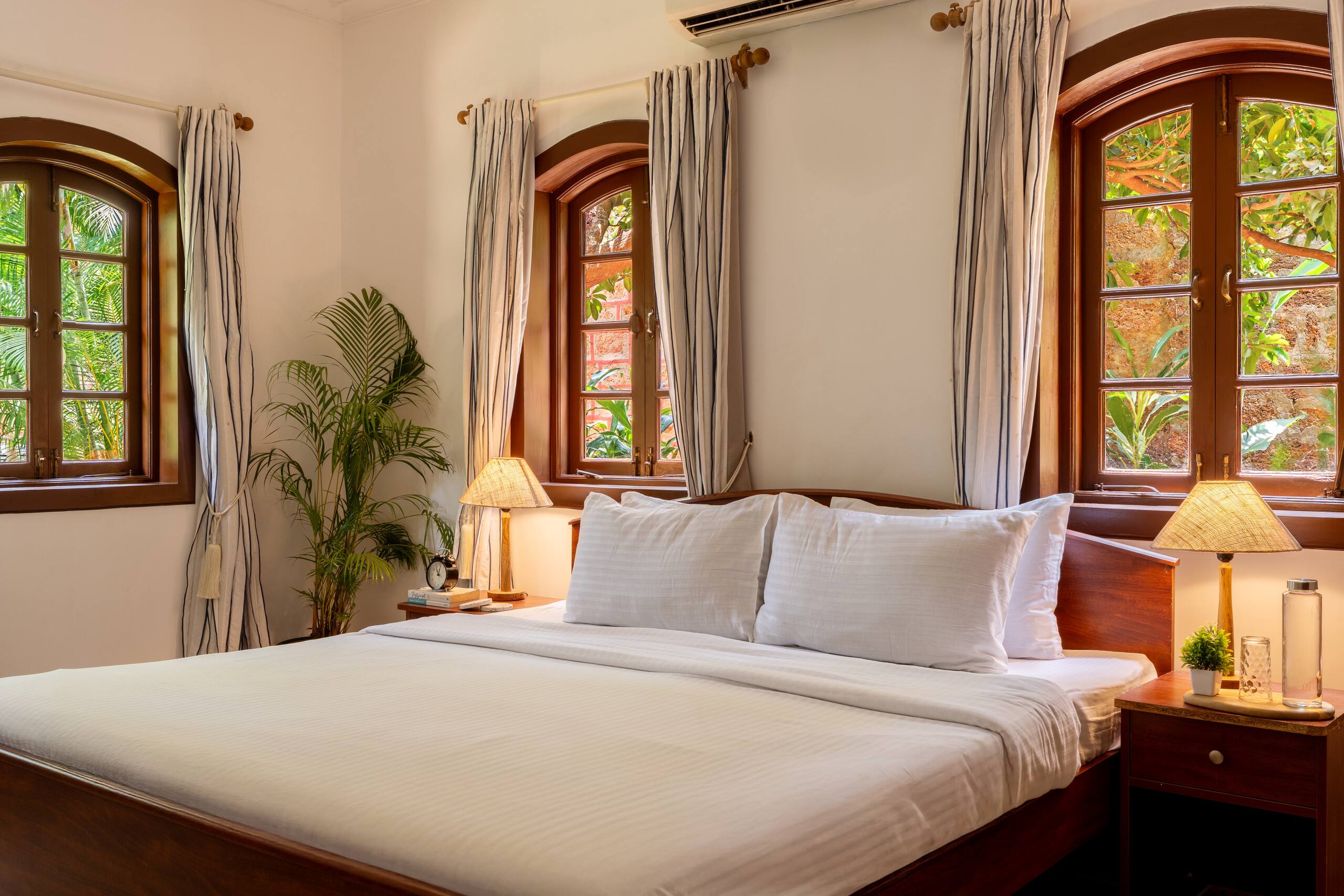 Beachside Bliss Villa –10 Mins to Sinquerim Beach 16