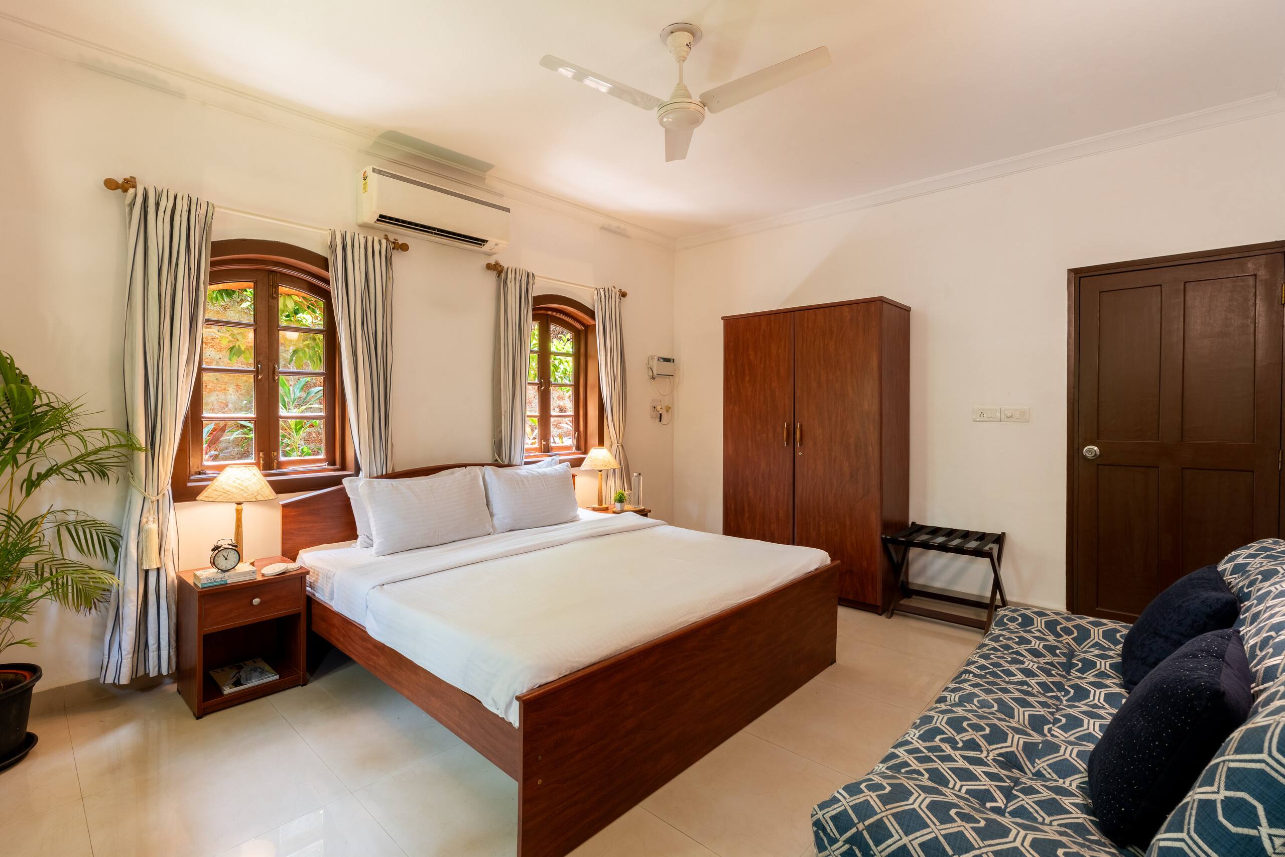 Beachside Bliss Villa –10 Mins to Sinquerim Beach 18
