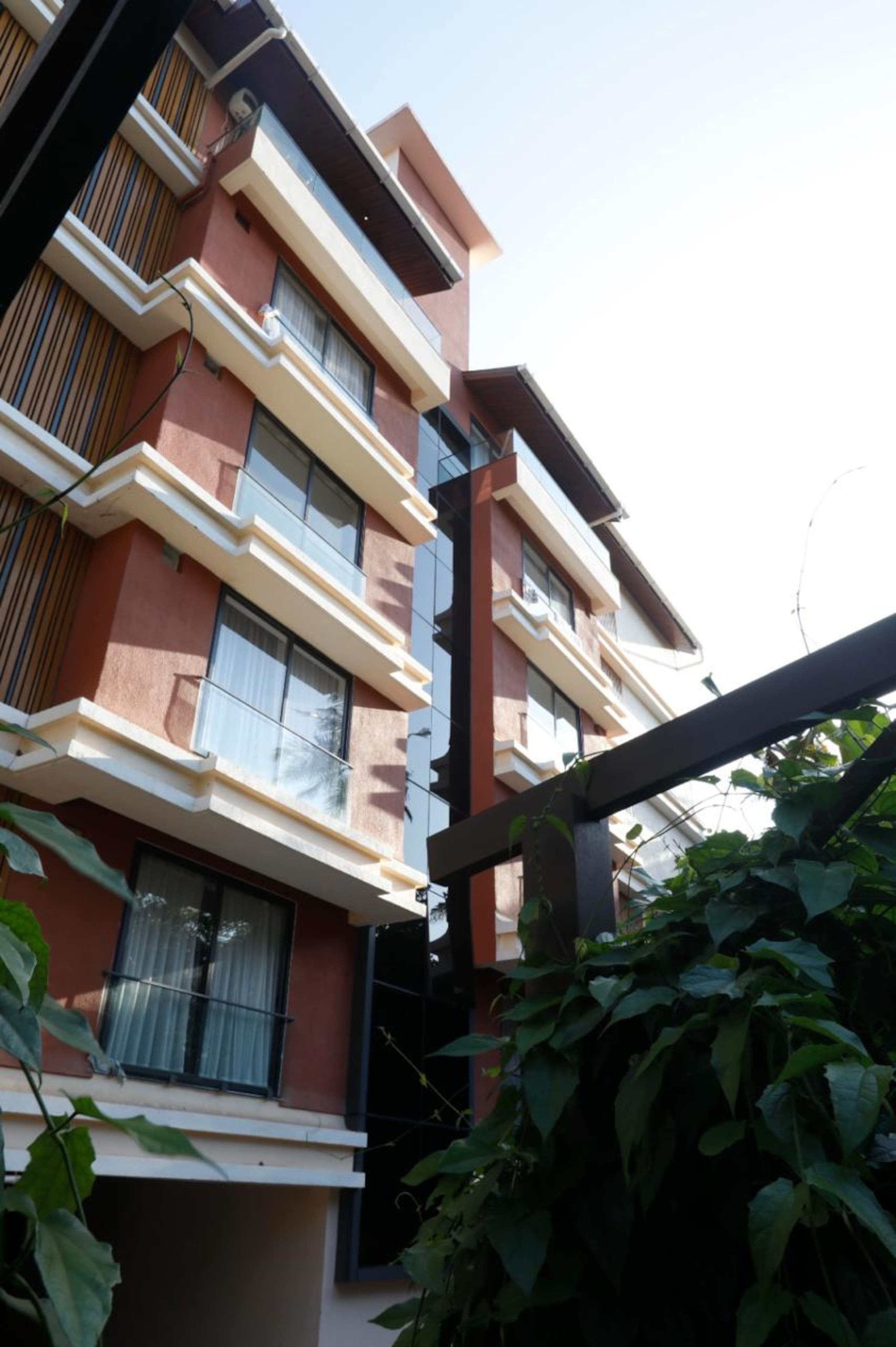 The Pause Goa | Boutique Studio w/pool Near Baga 19